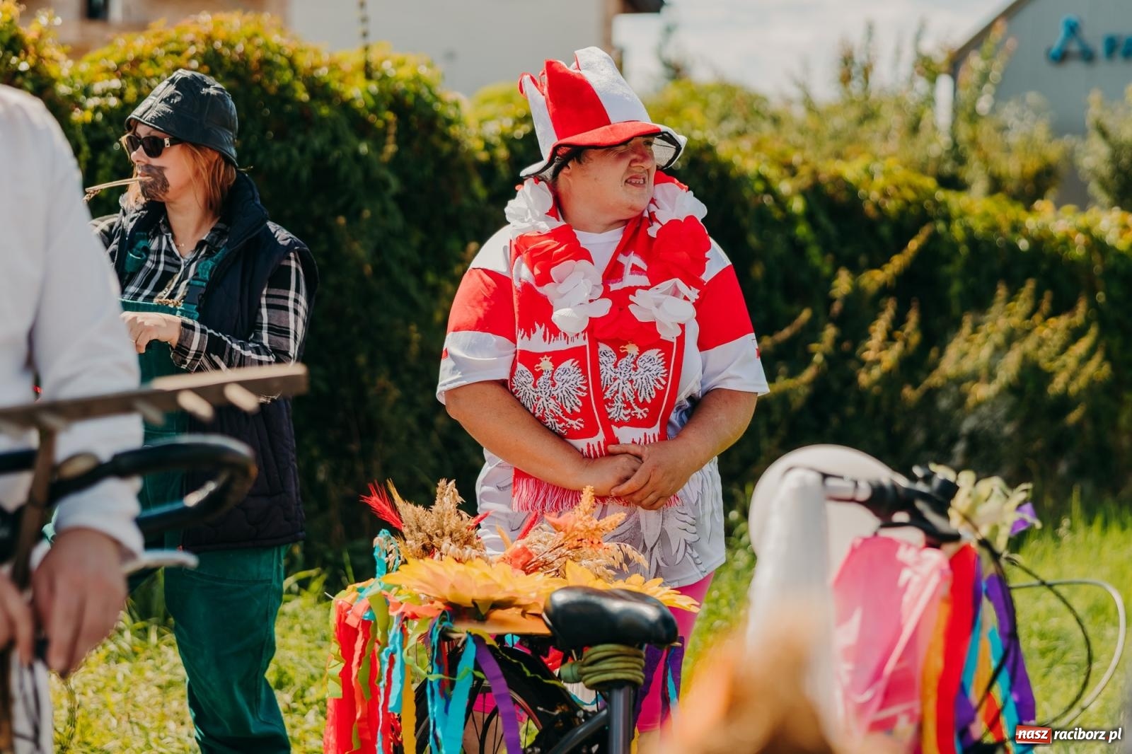 Zdjęcie w galerii na portalu naszraciborz.pl: Maków świętował plony – barwny korowód, konkursy i muzyka [FOTO i WIDEO] wiadomości z regionu