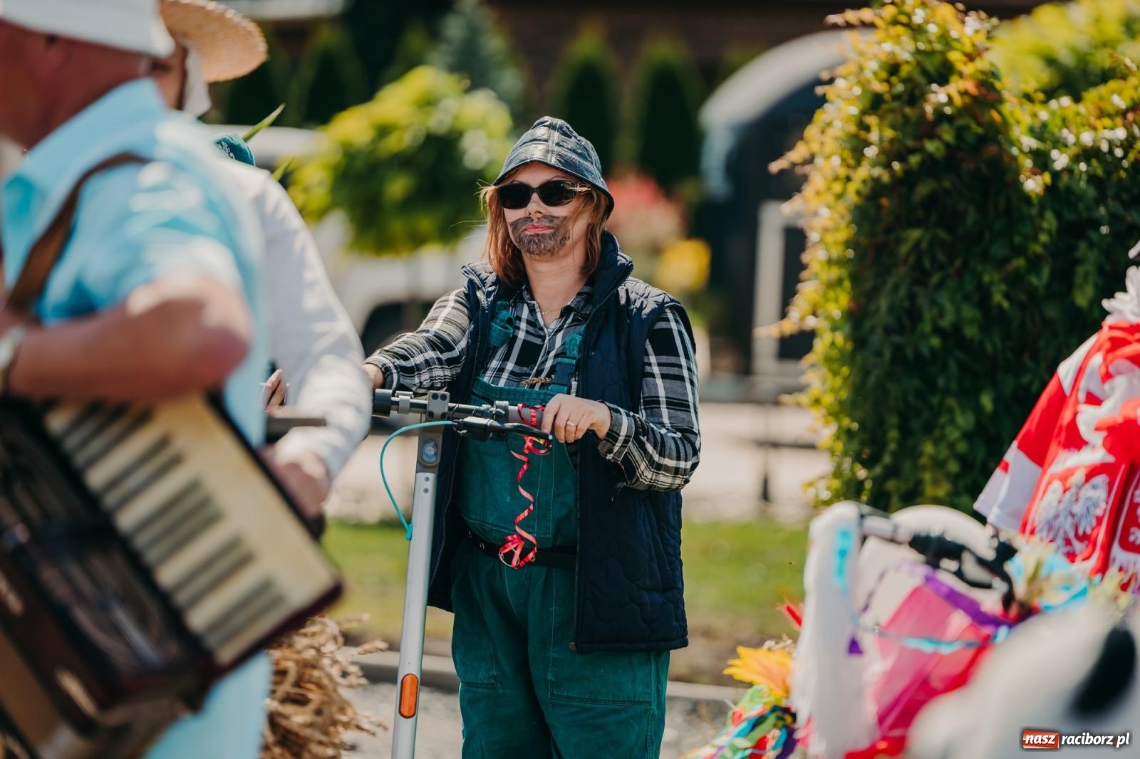 Zdjęcie w galerii na portalu naszraciborz.pl: Maków świętował plony – barwny korowód, konkursy i muzyka [FOTO i WIDEO] wiadomości z regionu