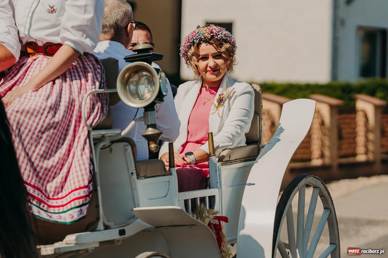 Zdjęcie w galerii na portalu naszraciborz.pl: Maków świętował plony – barwny korowód, konkursy i muzyka [FOTO i WIDEO] wiadomości z regionu