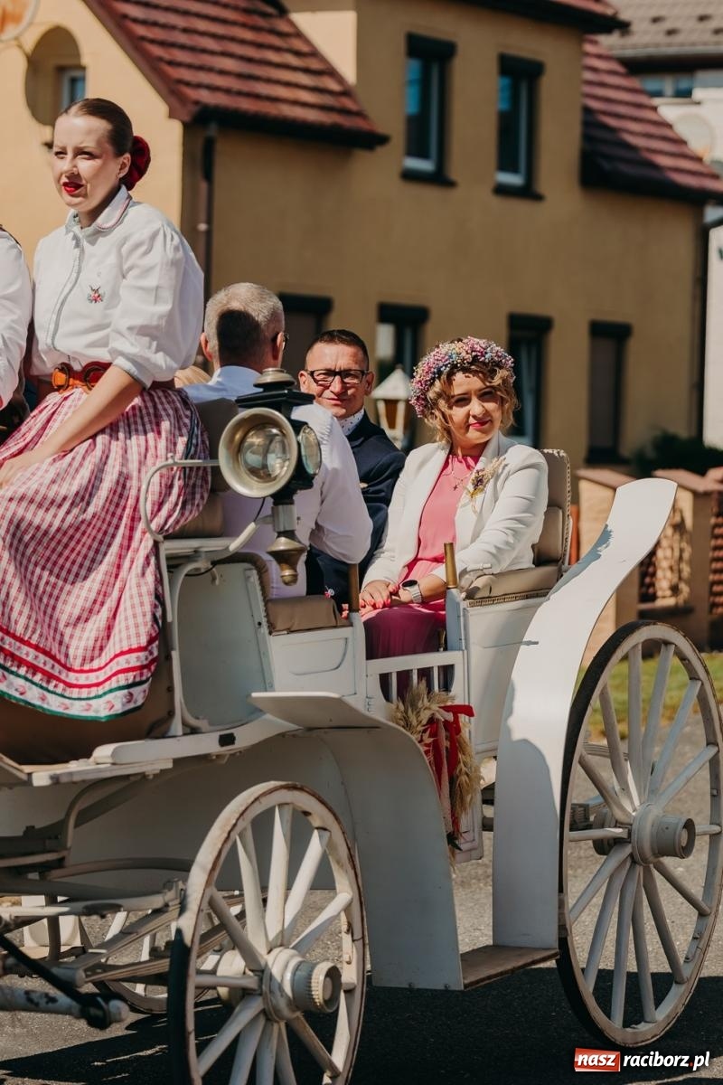 Zdjęcie w galerii na portalu naszraciborz.pl: Maków świętował plony – barwny korowód, konkursy i muzyka [FOTO i WIDEO] wiadomości z regionu