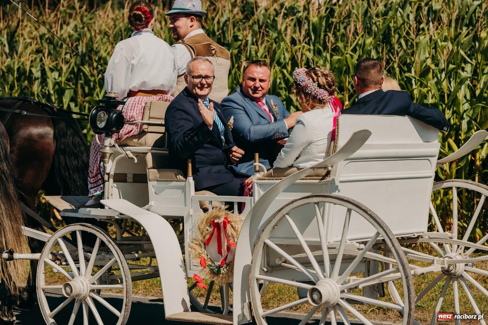 Zdjęcie w galerii na portalu naszraciborz.pl: Maków świętował plony – barwny korowód, konkursy i muzyka [FOTO i WIDEO] wiadomości z regionu