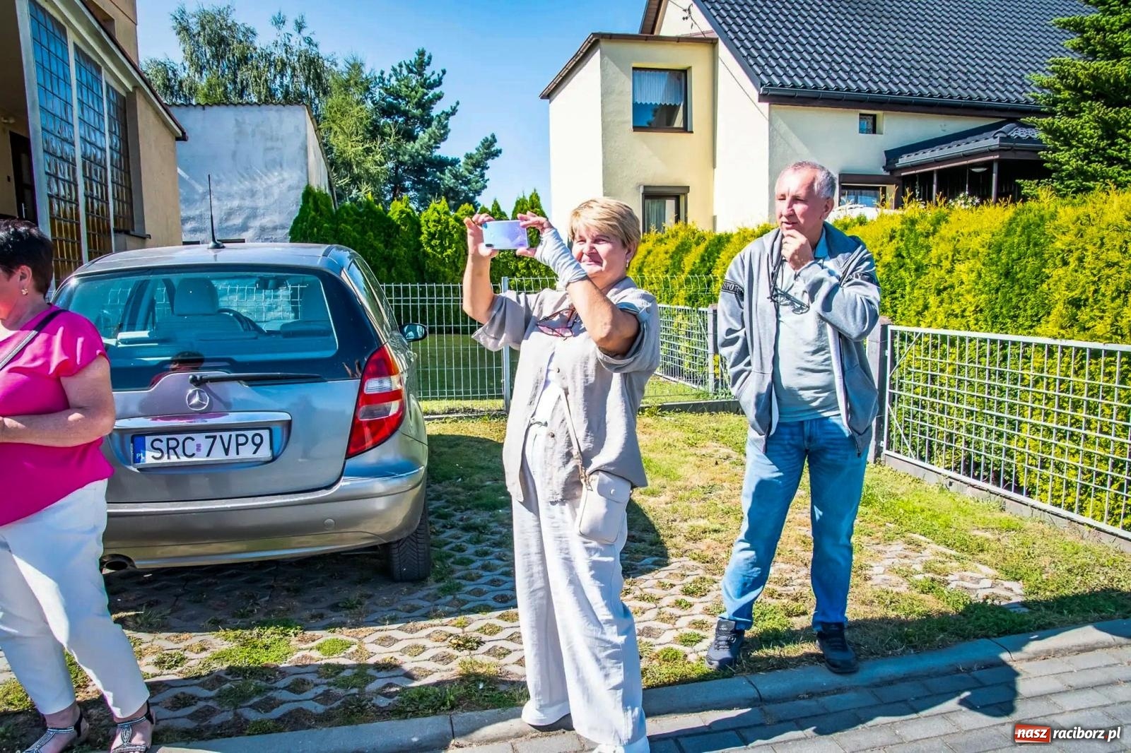 Zdjęcie w galerii na portalu naszraciborz.pl: Roszków. Kowboje, pszczółki i śnieżynki zajechali na dożynki wiadomości z regionu