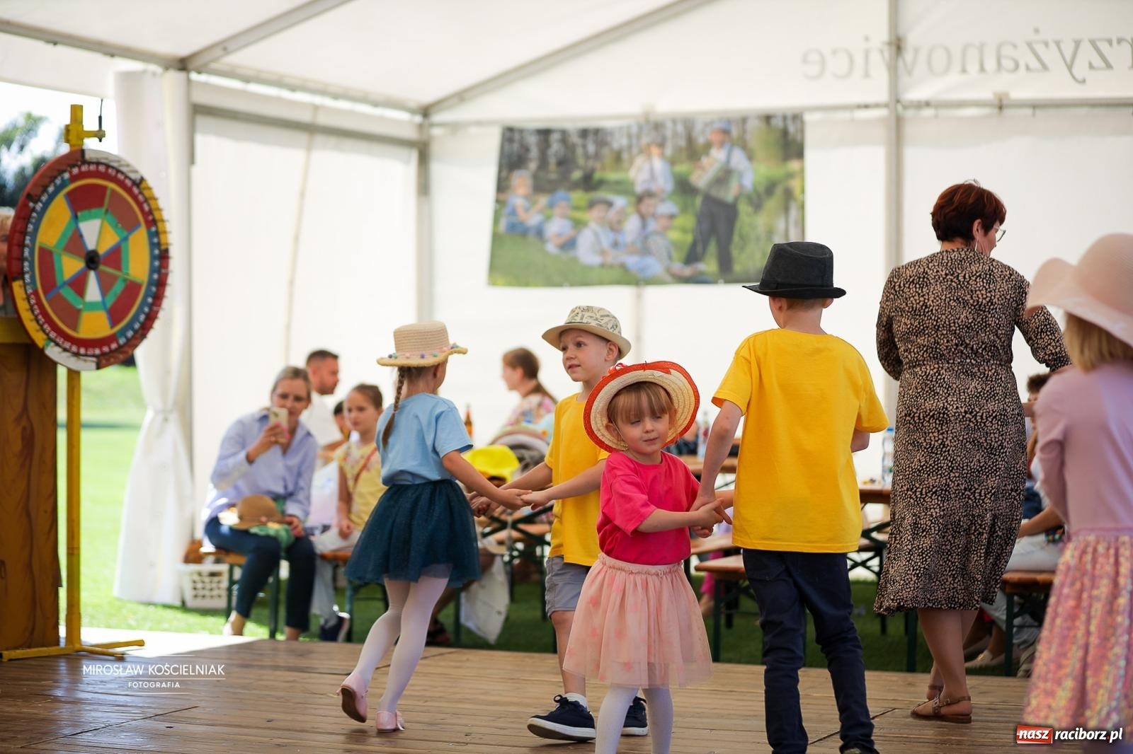 Zdjęcie w galerii na portalu naszraciborz.pl: Dożynki w Bolesławiu pełne atrakcji i dobrej zabawy [FOTO i WIDEO] wiadomości z regionu