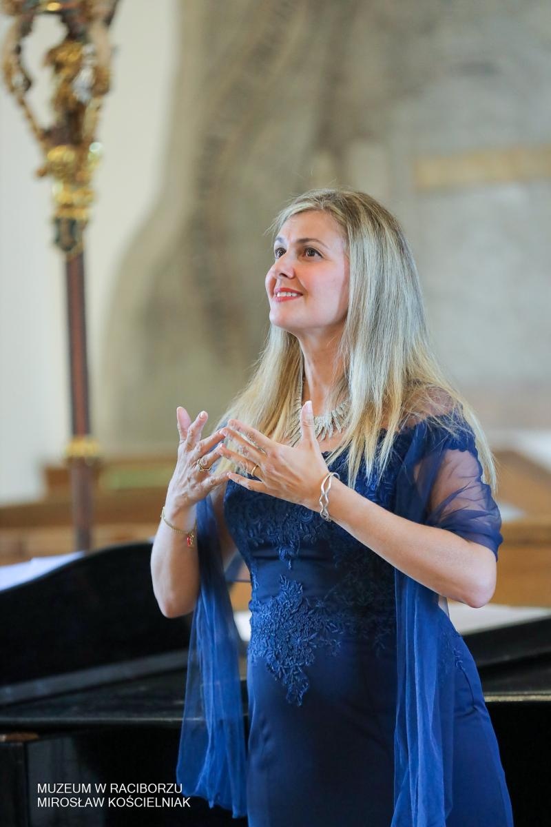 Zdjęcie w galerii na portalu naszraciborz.pl: Arie włoskie w Raciborzu – koncert, który wypełnił salę muzeum po brzegi wiadomości z regionu