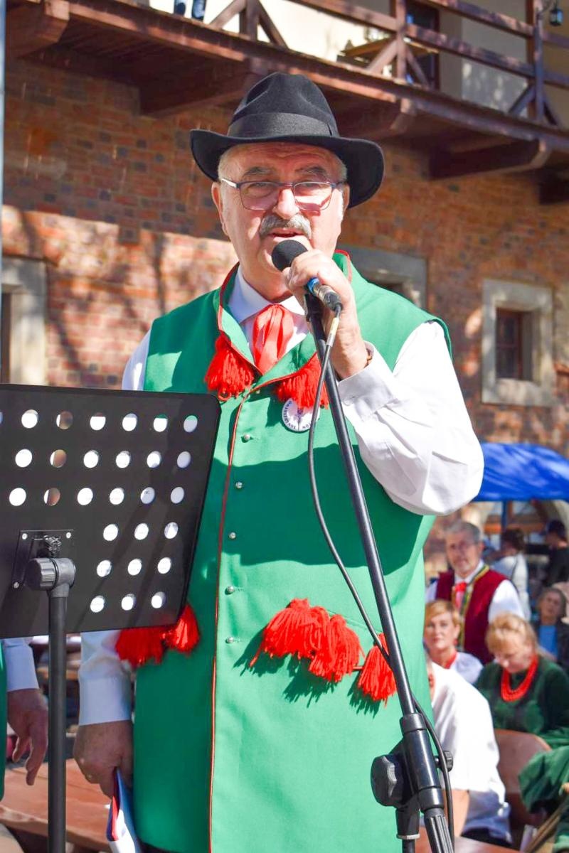 Zdjęcie w galerii na portalu naszraciborz.pl: Nasz kochany Śląsk. Biesiada na Zamku Piastowskim przyciągnęła tłumy wiadomości z regionu