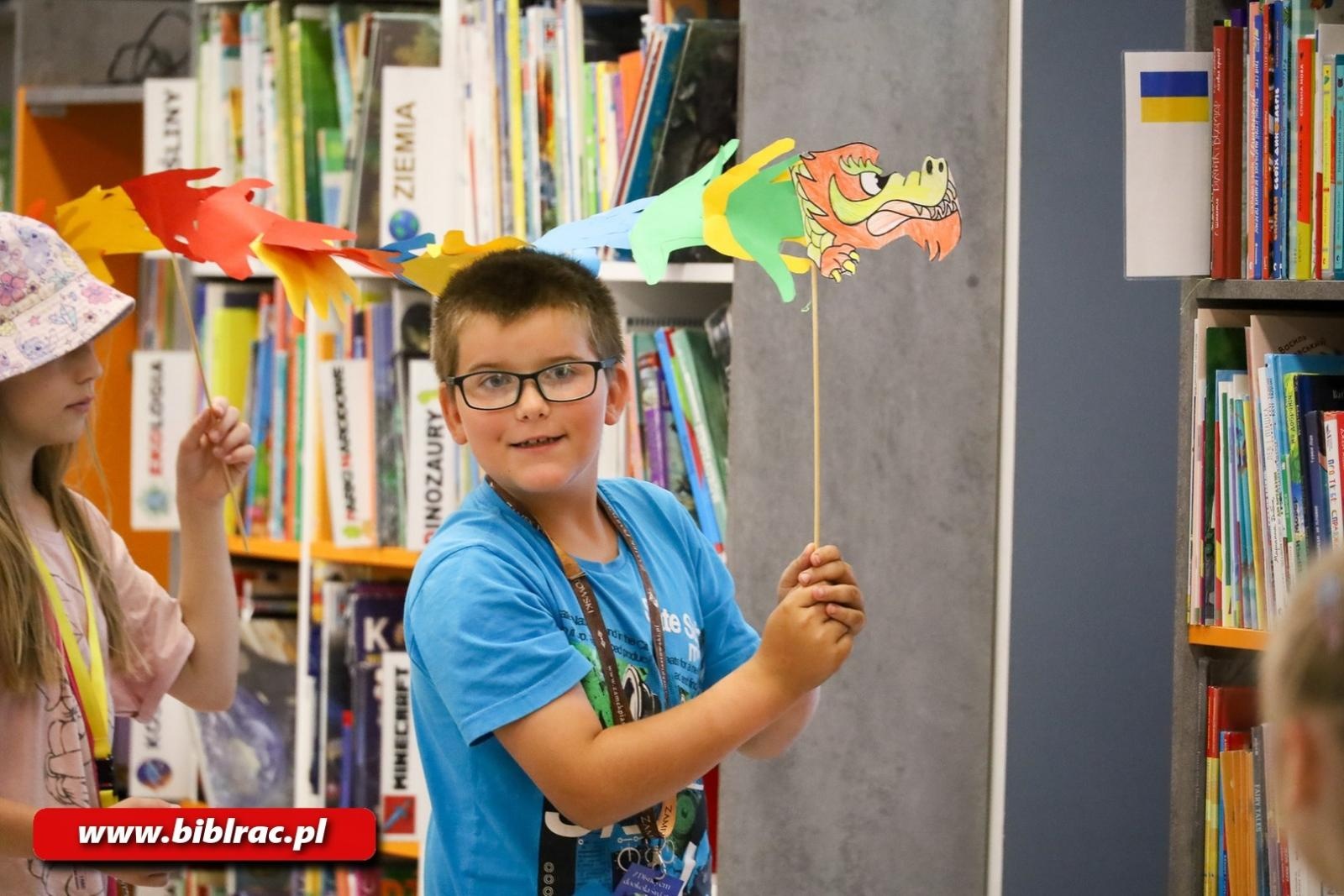 Zdjęcie w galerii na portalu naszraciborz.pl: Z Disneyem dookoła świata – ostatnie spotkanie stacjonarne w raciborskiej bibliotece wiadomości z regionu