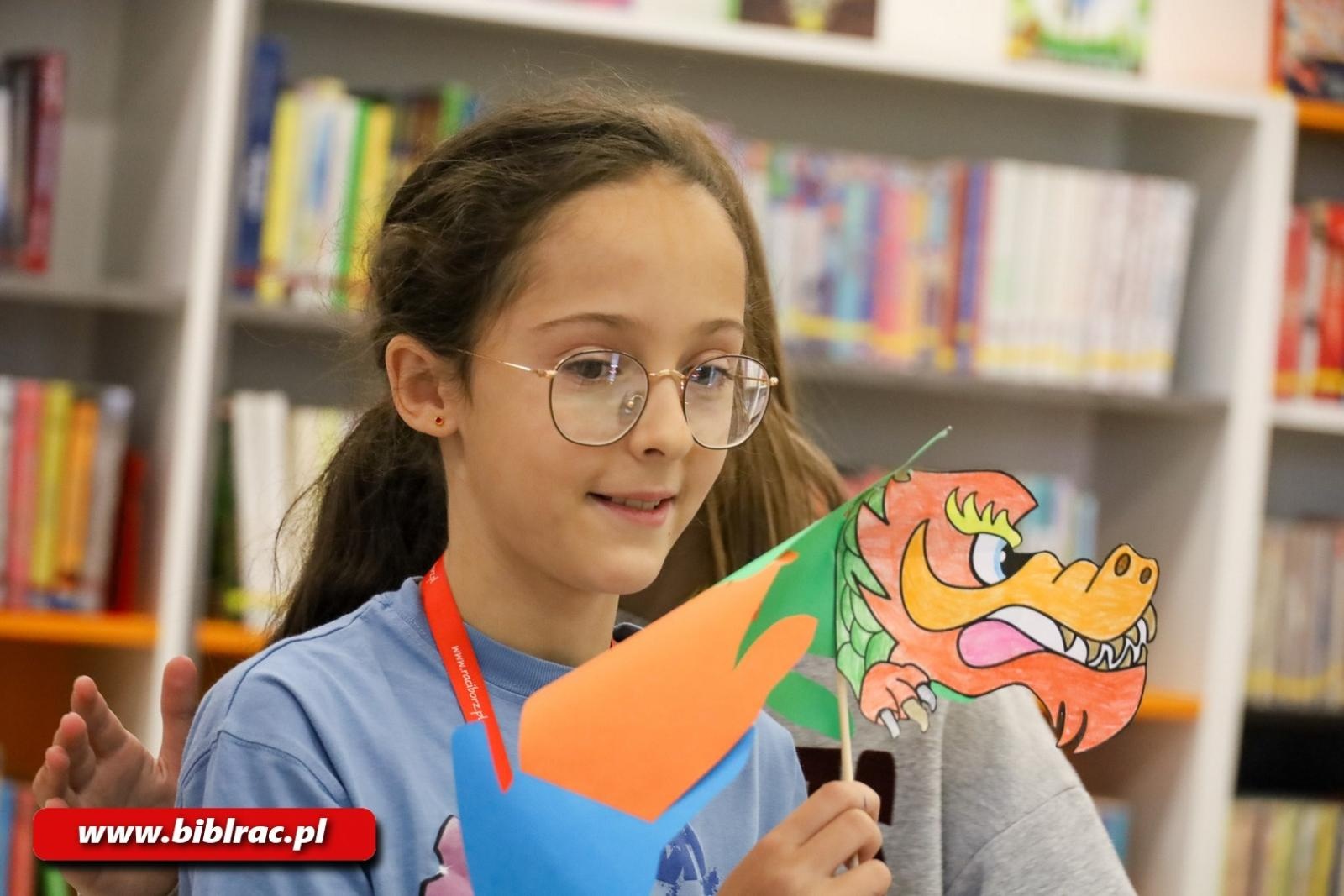 Zdjęcie w galerii na portalu naszraciborz.pl: Z Disneyem dookoła świata – ostatnie spotkanie stacjonarne w raciborskiej bibliotece wiadomości z regionu