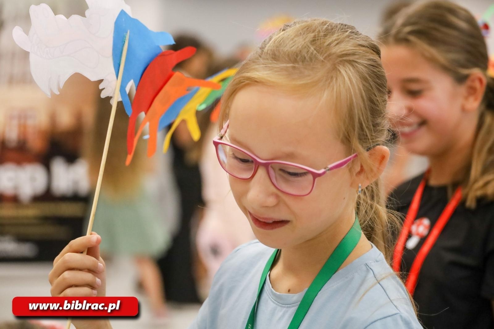Zdjęcie w galerii na portalu naszraciborz.pl: Z Disneyem dookoła świata – ostatnie spotkanie stacjonarne w raciborskiej bibliotece wiadomości z regionu