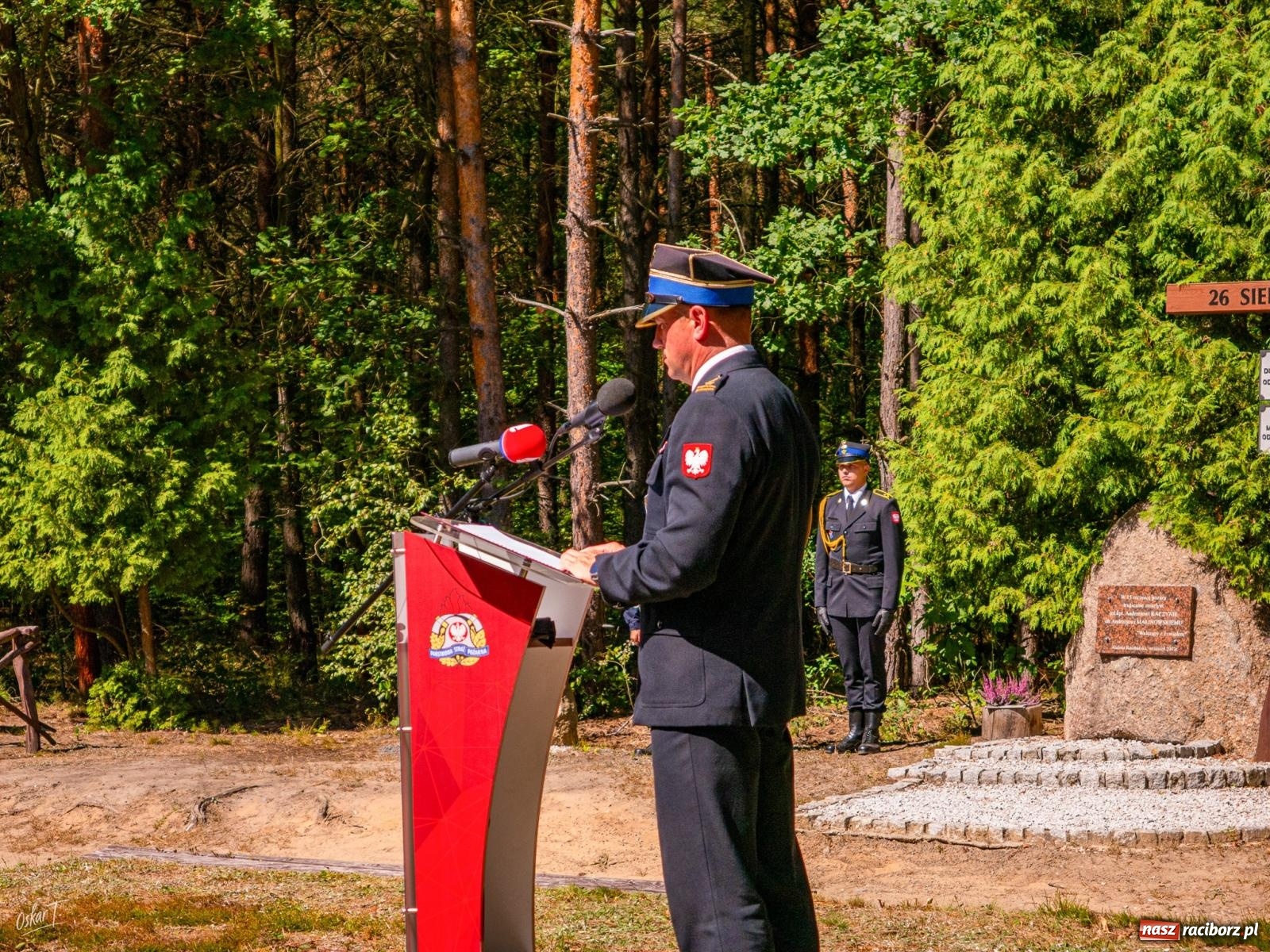 Zdjęcie w galerii na portalu naszraciborz.pl: 33. rocznica wielkiego pożaru lasów w Kuźni Raciborskiej – hołd dla bohaterów [FOTO i WIDEO] wiadomości z regionu