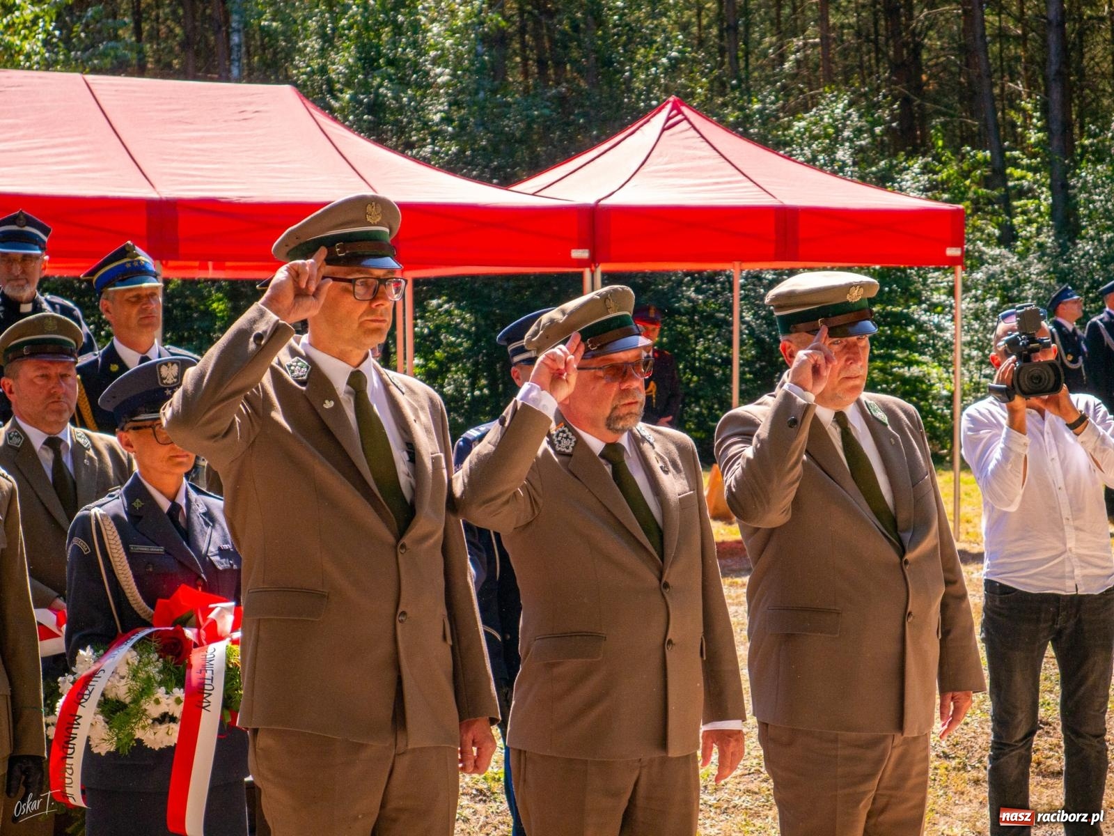 Zdjęcie w galerii na portalu naszraciborz.pl: 33. rocznica wielkiego pożaru lasów w Kuźni Raciborskiej – hołd dla bohaterów [FOTO i WIDEO] wiadomości z regionu
