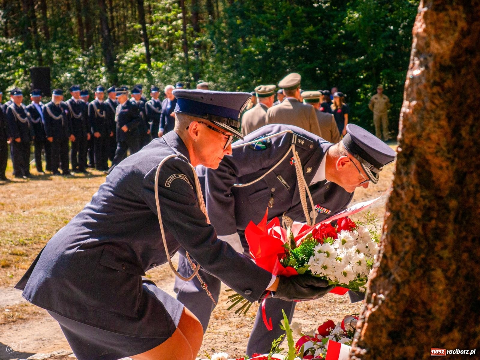 Zdjęcie w galerii na portalu naszraciborz.pl: 33. rocznica wielkiego pożaru lasów w Kuźni Raciborskiej – hołd dla bohaterów [FOTO i WIDEO] wiadomości z regionu