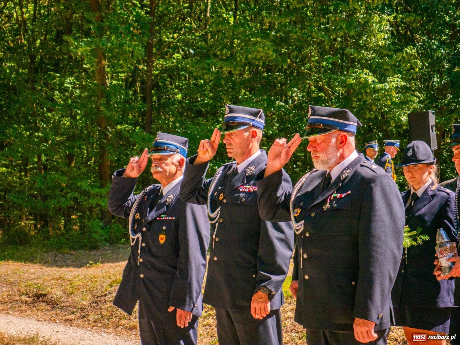 Zdjęcie w galerii na portalu naszraciborz.pl: 33. rocznica wielkiego pożaru lasów w Kuźni Raciborskiej – hołd dla bohaterów [FOTO i WIDEO] wiadomości z regionu