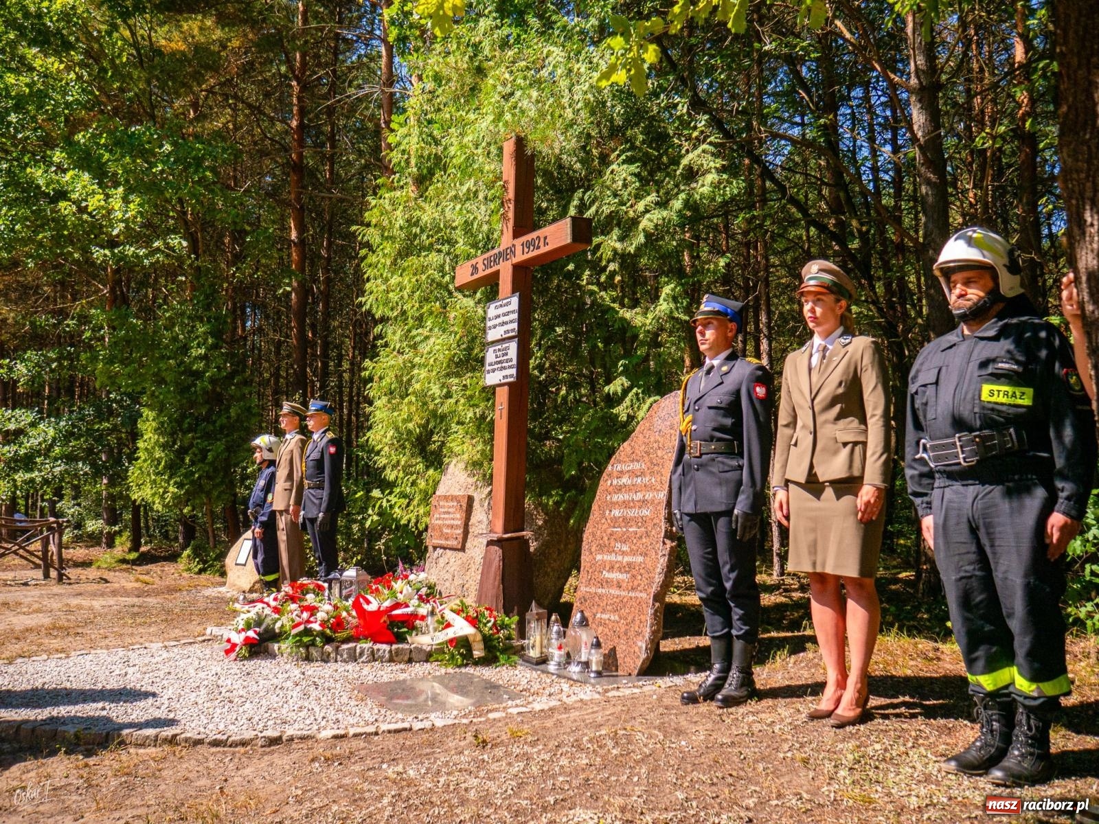 Zdjęcie w galerii na portalu naszraciborz.pl: 33. rocznica wielkiego pożaru lasów w Kuźni Raciborskiej – hołd dla bohaterów [FOTO i WIDEO] wiadomości z regionu
