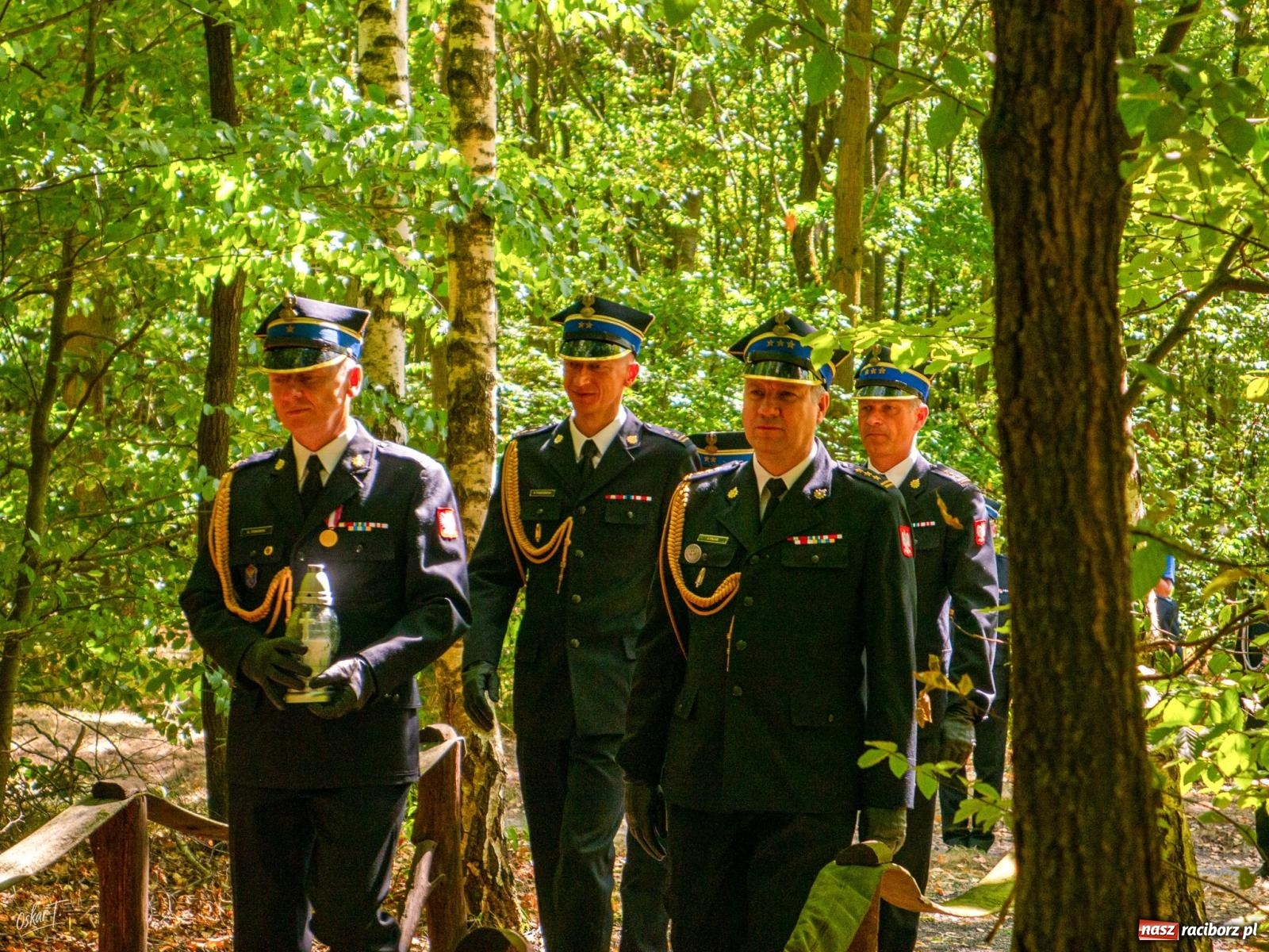 Zdjęcie w galerii na portalu naszraciborz.pl: 33. rocznica wielkiego pożaru lasów w Kuźni Raciborskiej – hołd dla bohaterów [FOTO i WIDEO] wiadomości z regionu