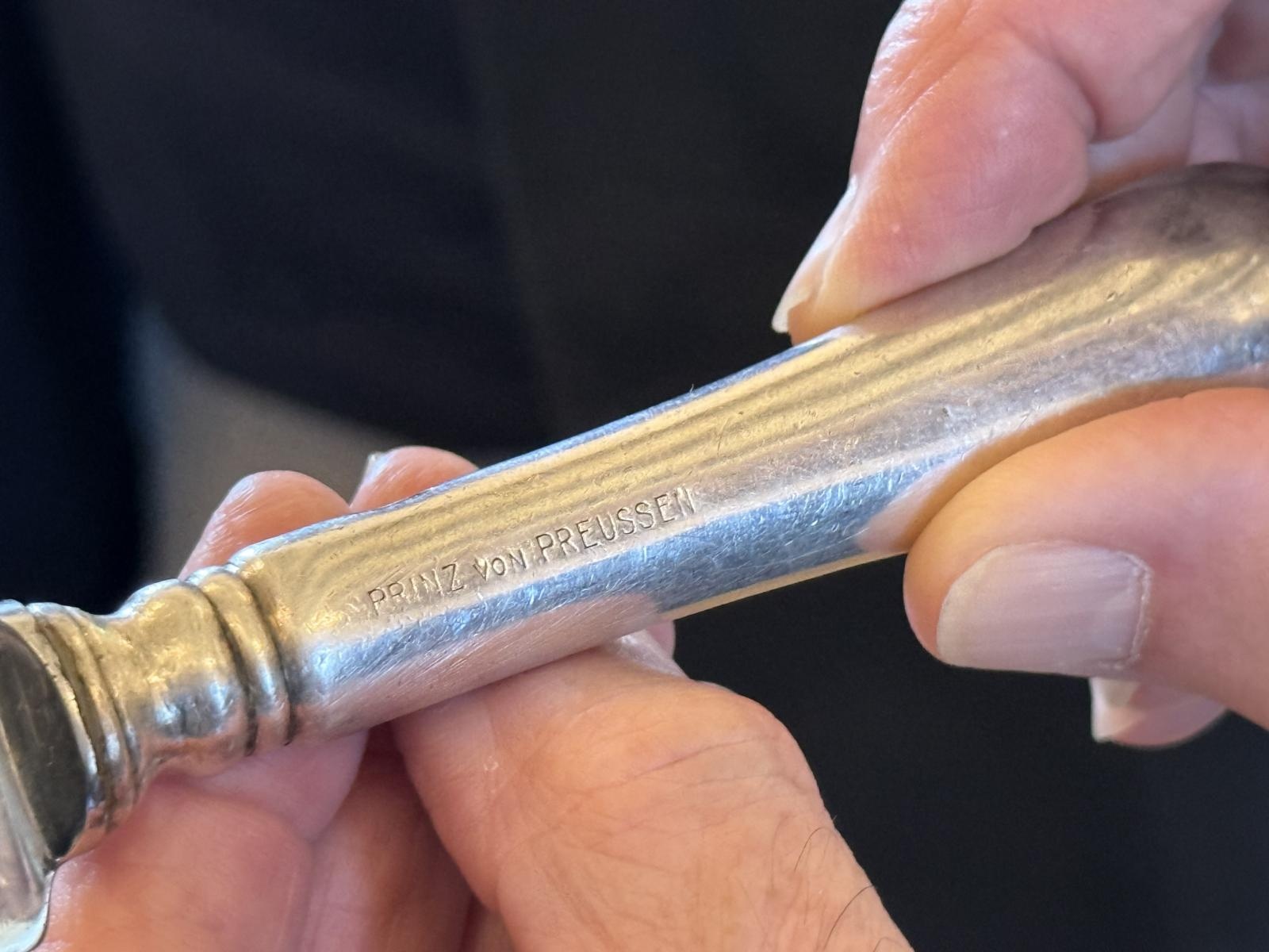 Zdjęcie w galerii na portalu naszraciborz.pl: Cenne pamiątki trafiły do raciborskiego Muzeum wiadomości z regionu