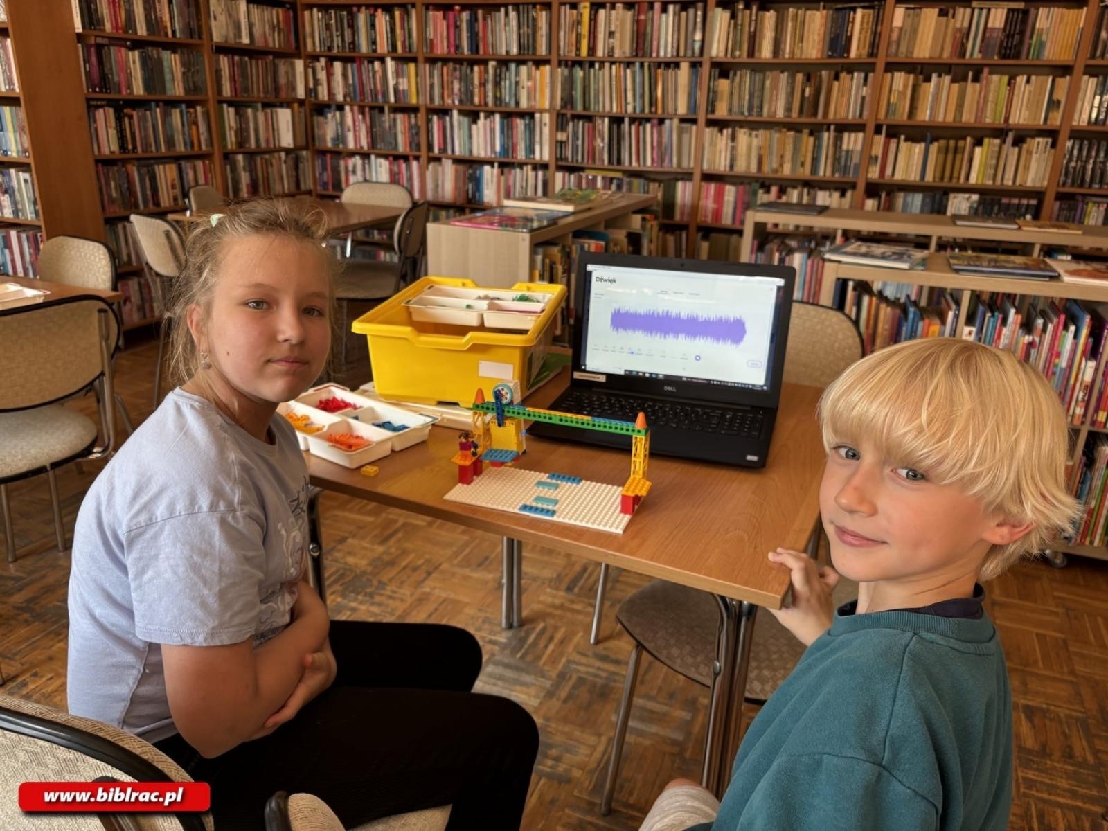 Zdjęcie w galerii na portalu naszraciborz.pl: Klubowe spotkania wracają do raciborskiej biblioteki wiadomości z regionu