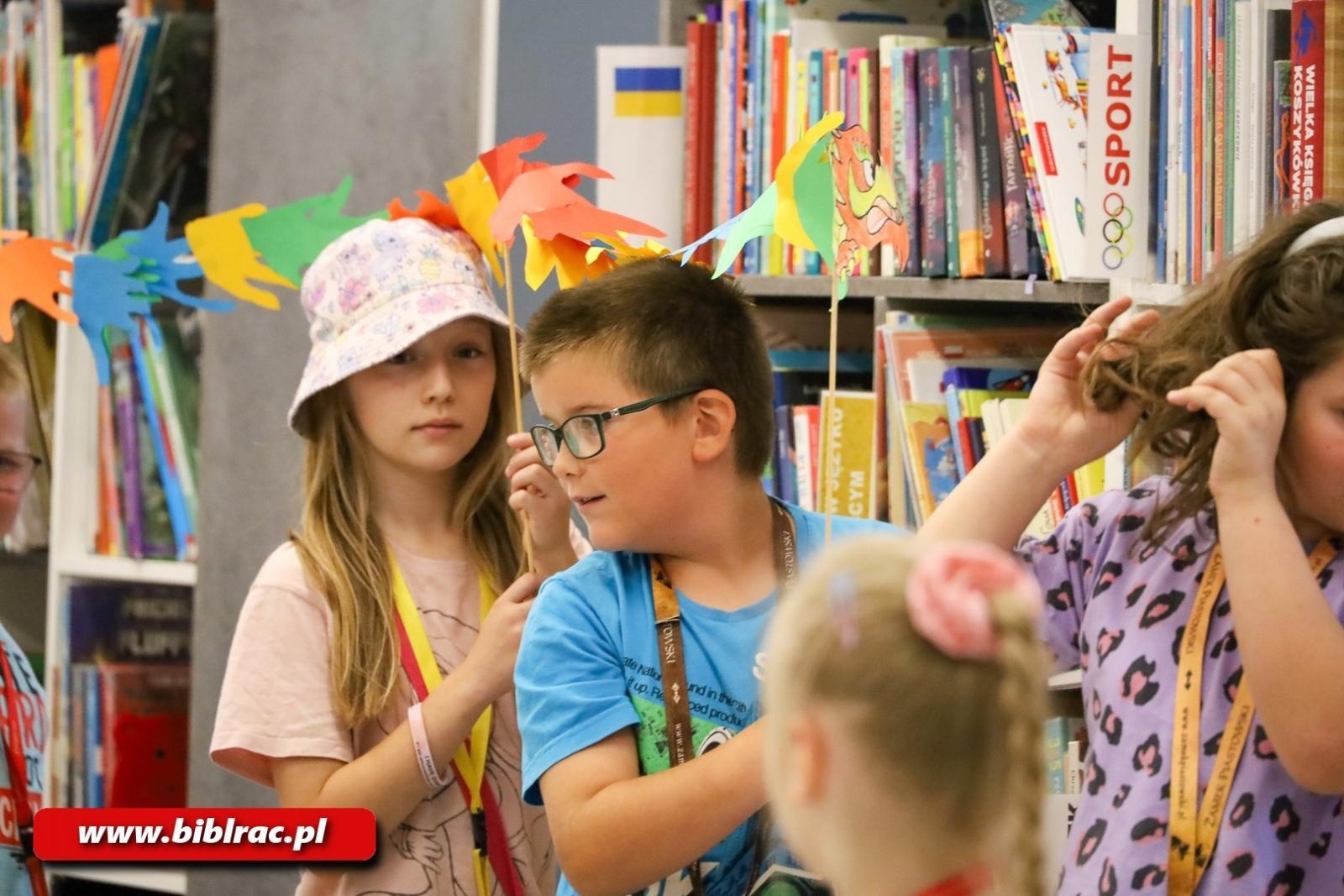 Zdjęcie w galerii na portalu naszraciborz.pl: Z Disneyem dookoła świata – ostatnie spotkanie stacjonarne w raciborskiej bibliotece wiadomości z regionu