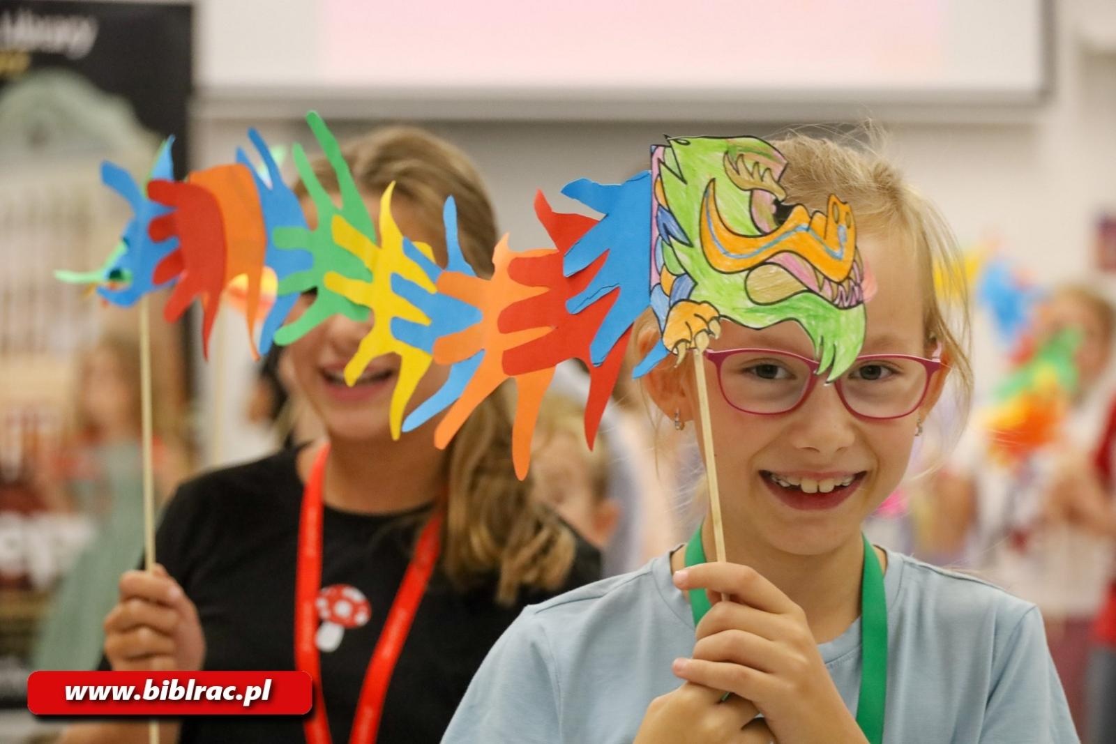 Zdjęcie w galerii na portalu naszraciborz.pl: Z Disneyem dookoła świata – ostatnie spotkanie stacjonarne w raciborskiej bibliotece wiadomości z regionu