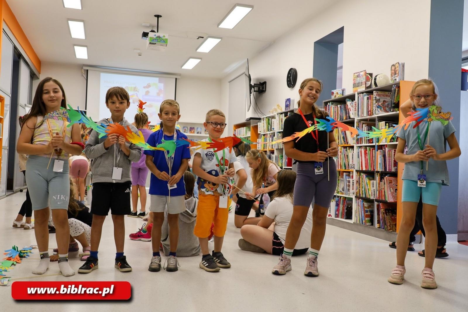 Zdjęcie w galerii na portalu naszraciborz.pl: Z Disneyem dookoła świata – ostatnie spotkanie stacjonarne w raciborskiej bibliotece wiadomości z regionu