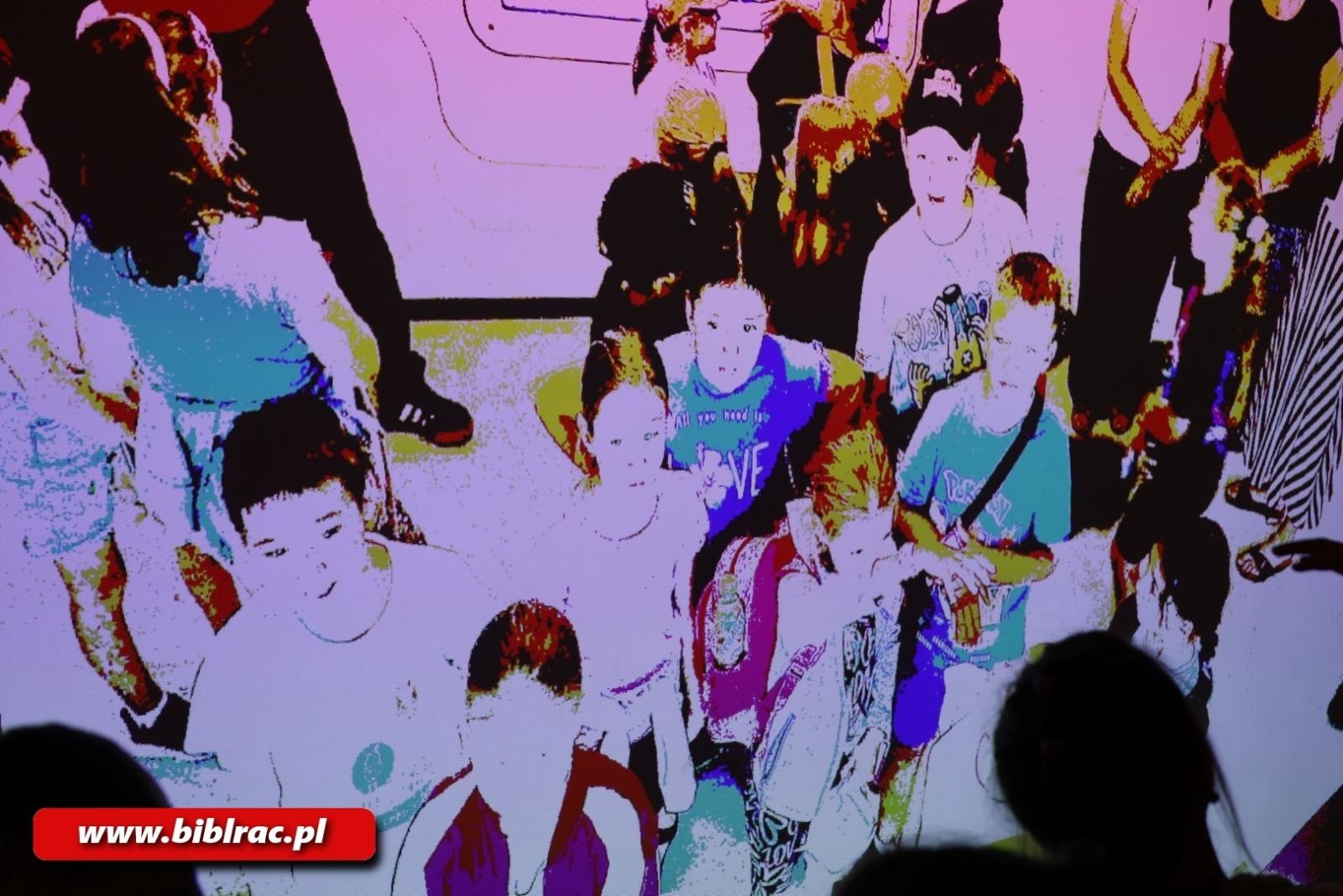 Zdjęcie w galerii na portalu naszraciborz.pl: Mamma Mia! Uczestnicy Lata z Biblioteką na wycieczce w Studiu Filmów Rysunkowych wiadomości z regionu