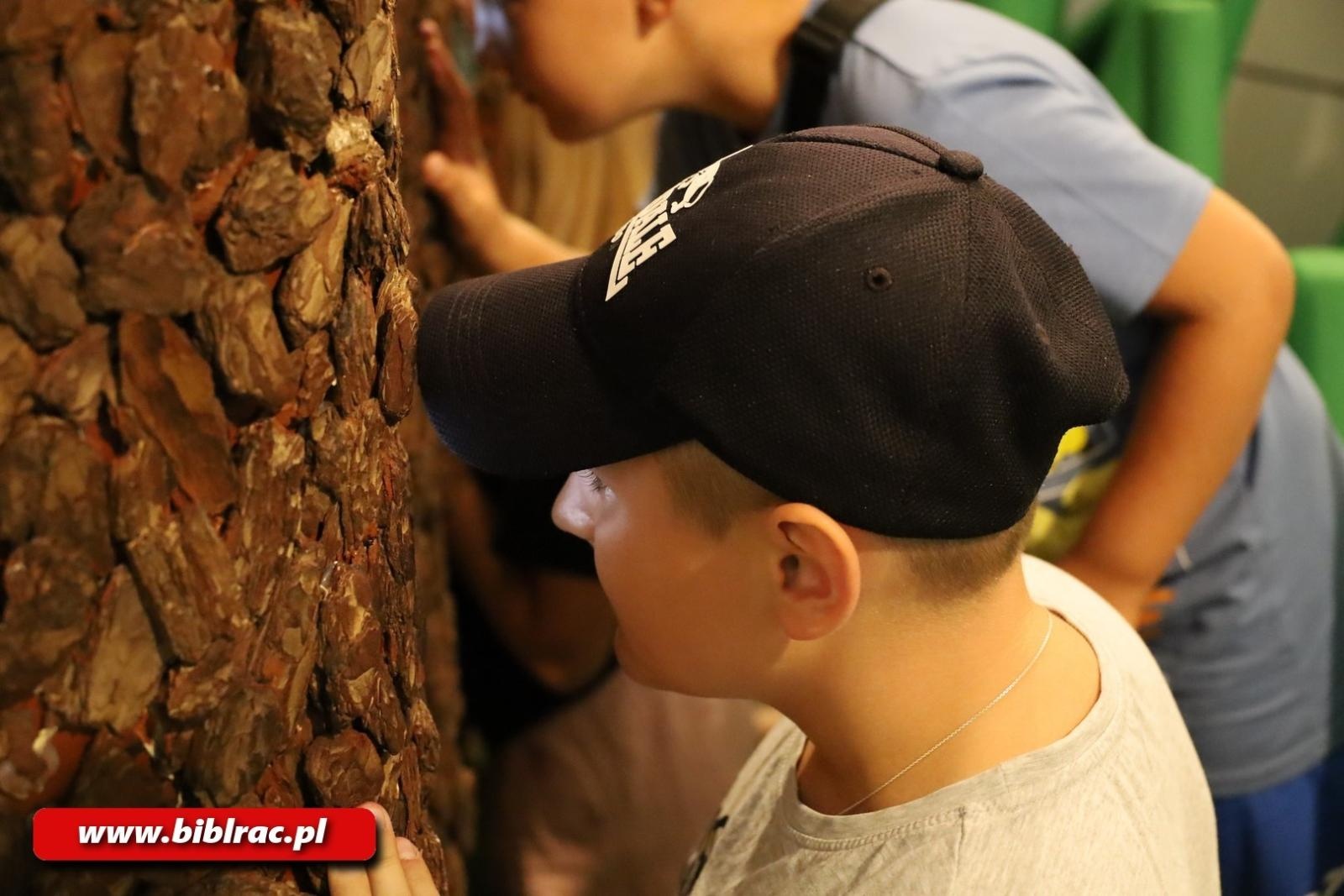 Zdjęcie w galerii na portalu naszraciborz.pl: Mamma Mia! Uczestnicy Lata z Biblioteką na wycieczce w Studiu Filmów Rysunkowych wiadomości z regionu