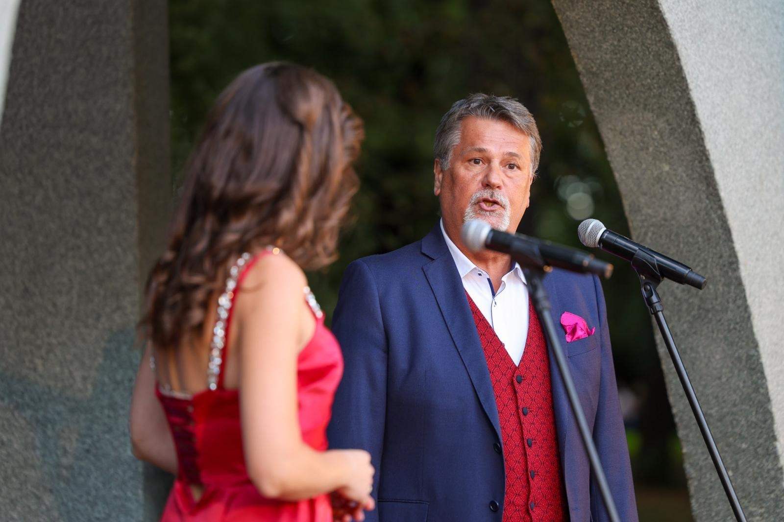 Zdjęcie w galerii na portalu naszraciborz.pl: W krainie uśmiechu Parku Roth wybrzmiały klasyki operetki i musicalu wiadomości z regionu