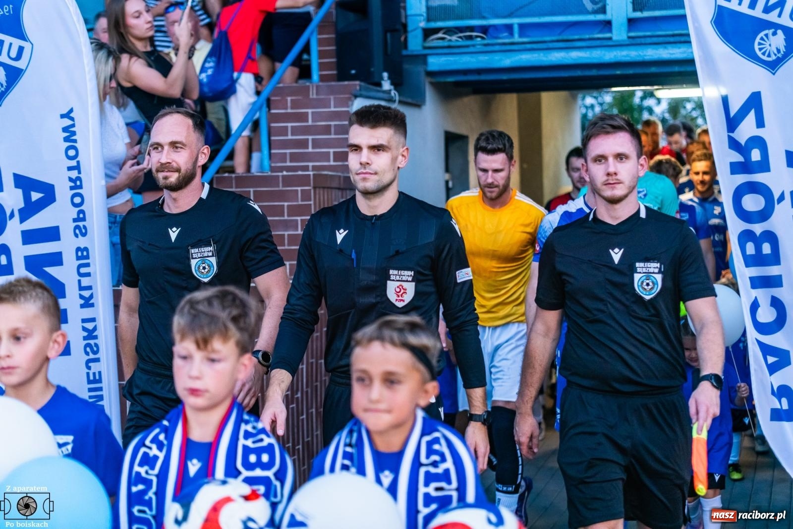 Zdjęcie w galerii na portalu naszraciborz.pl: Tłumy na derbach powiatu. Unia Racibórz liderem klasy okręgowej [FOTO] wiadomości z regionu