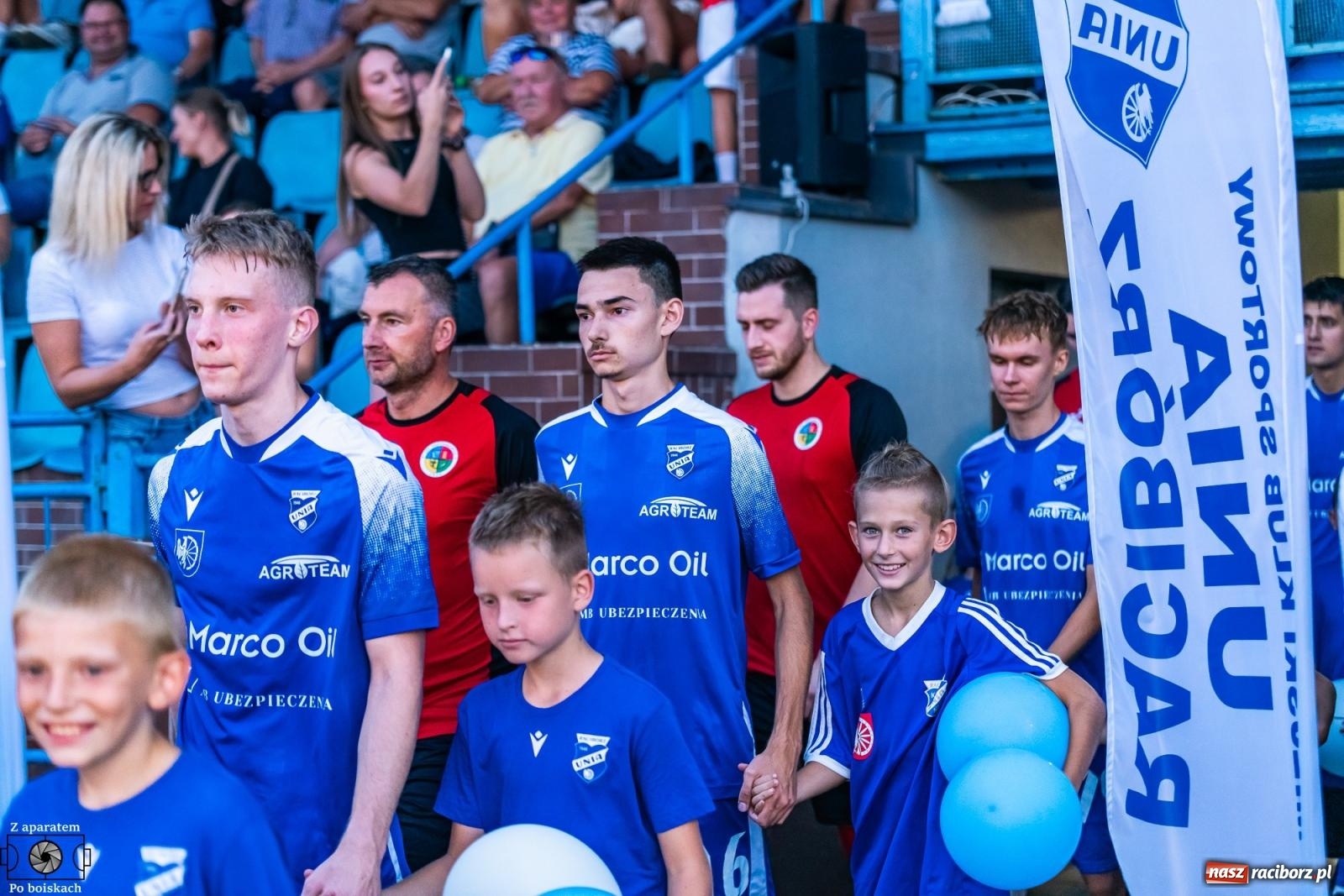 Zdjęcie w galerii na portalu naszraciborz.pl: Tłumy na derbach powiatu. Unia Racibórz liderem klasy okręgowej [FOTO] wiadomości z regionu