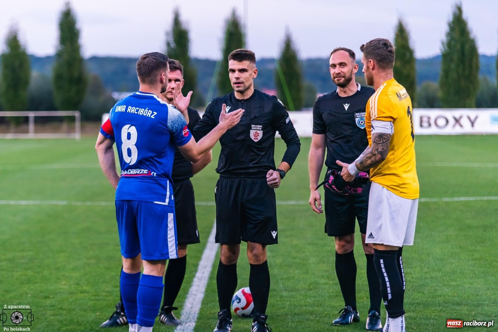 Zdjęcie w galerii na portalu naszraciborz.pl: Tłumy na derbach powiatu. Unia Racibórz liderem klasy okręgowej [FOTO] wiadomości z regionu
