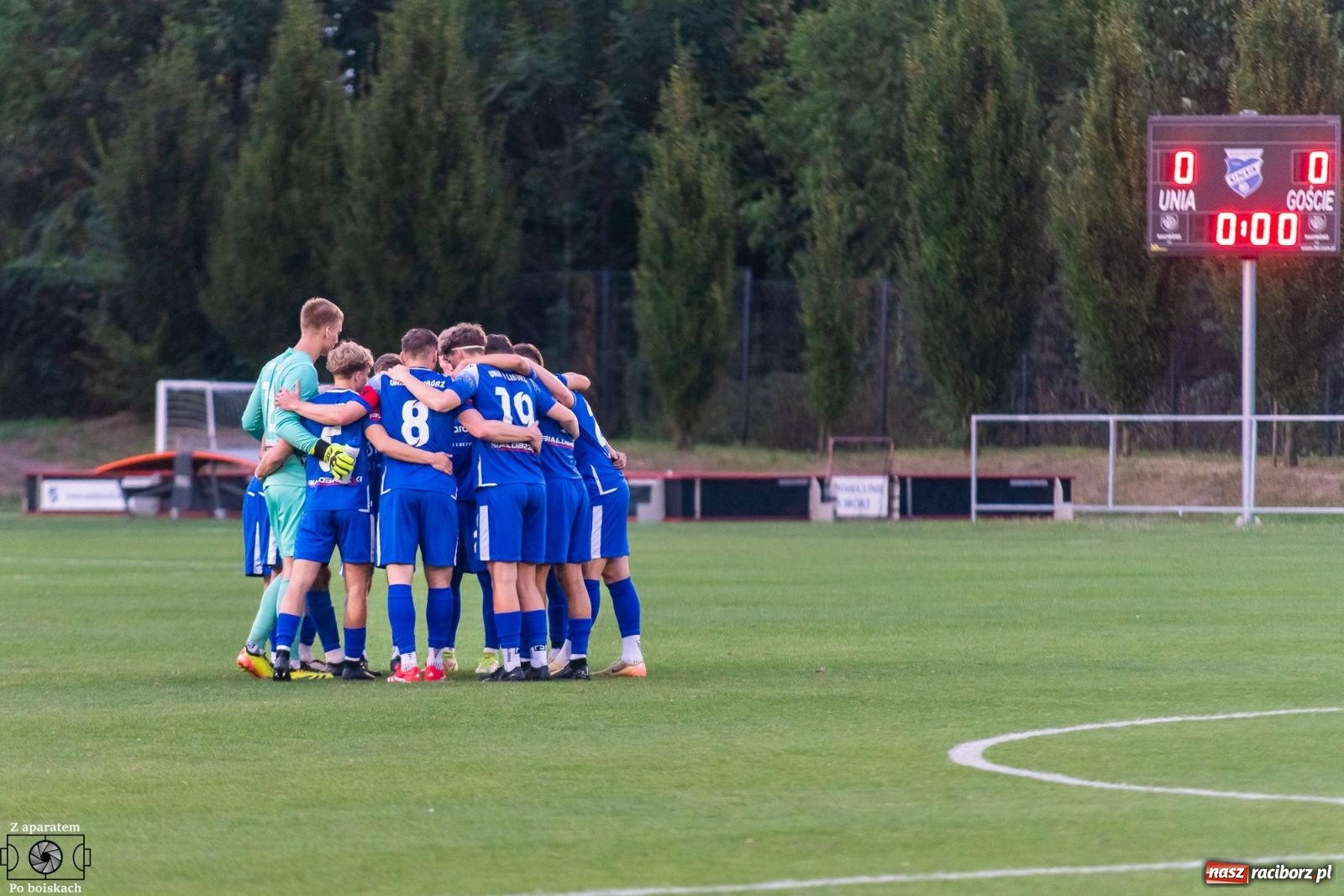 Zdjęcie w galerii na portalu naszraciborz.pl: Tłumy na derbach powiatu. Unia Racibórz liderem klasy okręgowej [FOTO] wiadomości z regionu