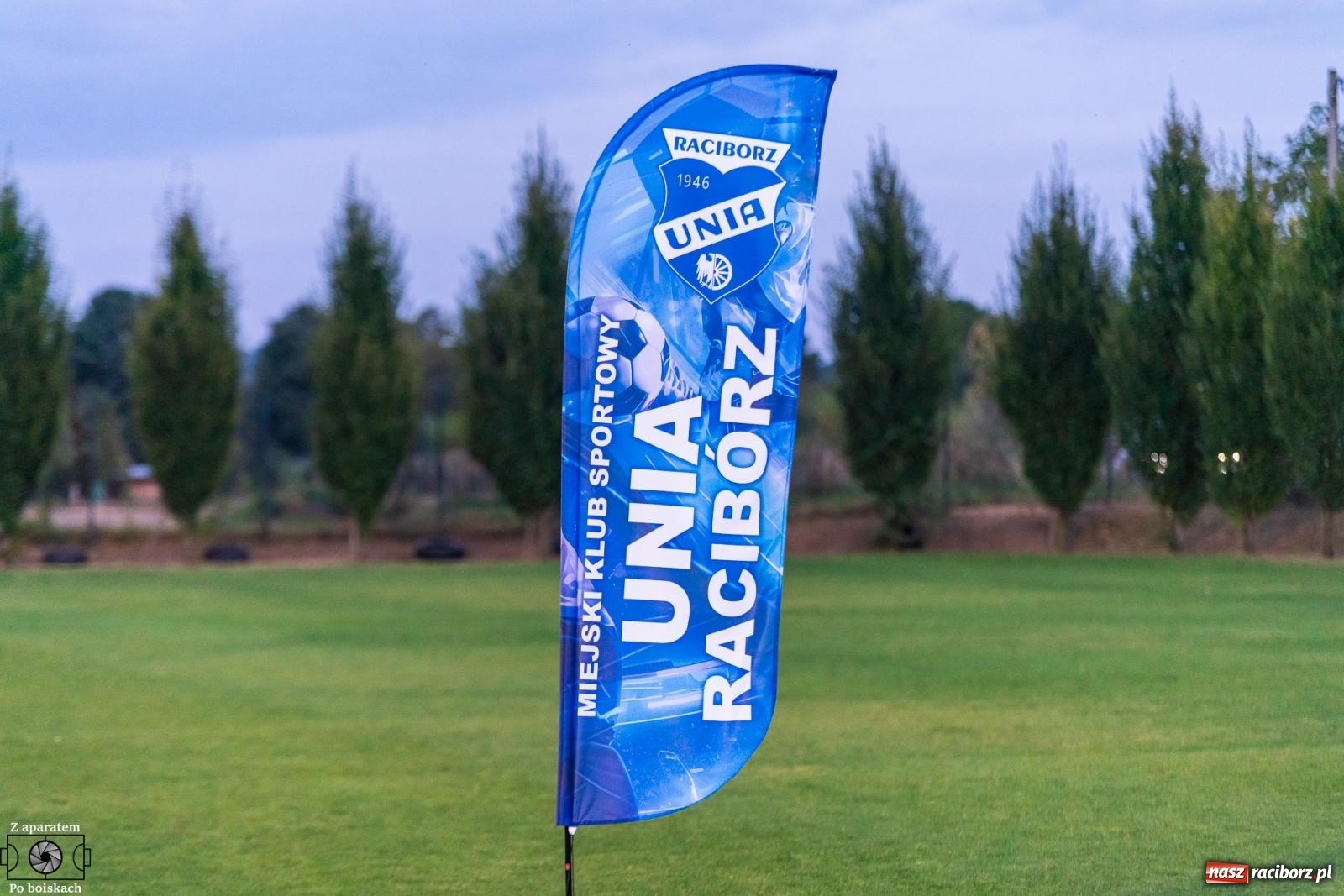 Zdjęcie w galerii na portalu naszraciborz.pl: Tłumy na derbach powiatu. Unia Racibórz liderem klasy okręgowej [FOTO] wiadomości z regionu