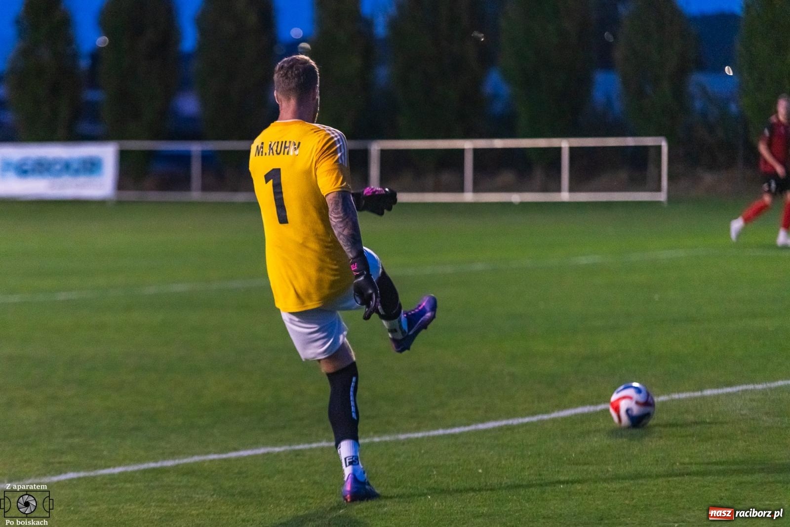 Zdjęcie w galerii na portalu naszraciborz.pl: Tłumy na derbach powiatu. Unia Racibórz liderem klasy okręgowej [FOTO] wiadomości z regionu