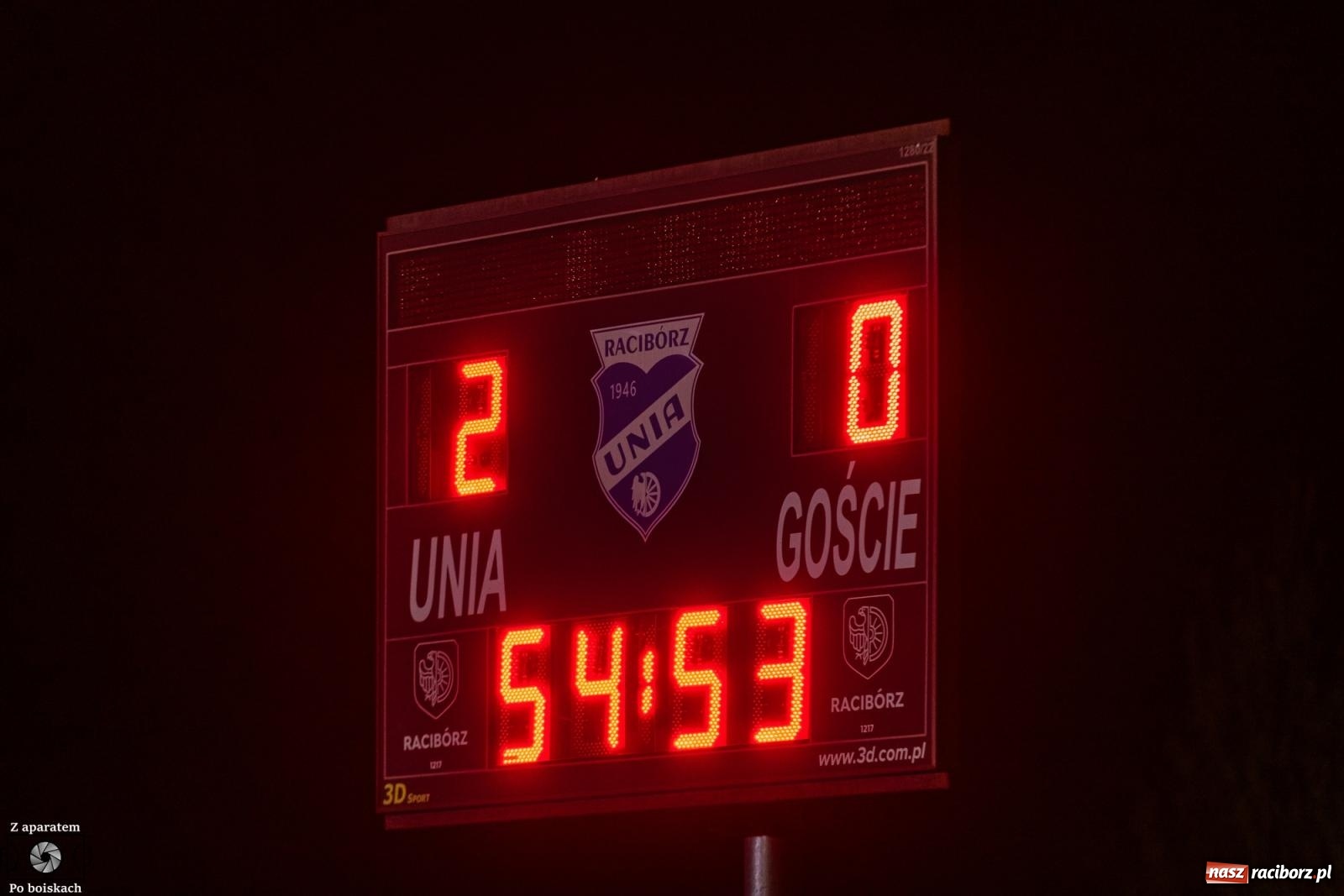 Zdjęcie w galerii na portalu naszraciborz.pl: Tłumy na derbach powiatu. Unia Racibórz liderem klasy okręgowej [FOTO] wiadomości z regionu