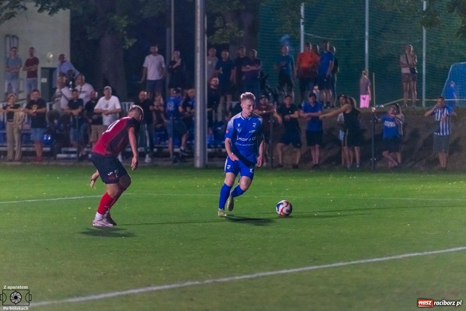 Zdjęcie w galerii na portalu naszraciborz.pl: Tłumy na derbach powiatu. Unia Racibórz liderem klasy okręgowej [FOTO] wiadomości z regionu