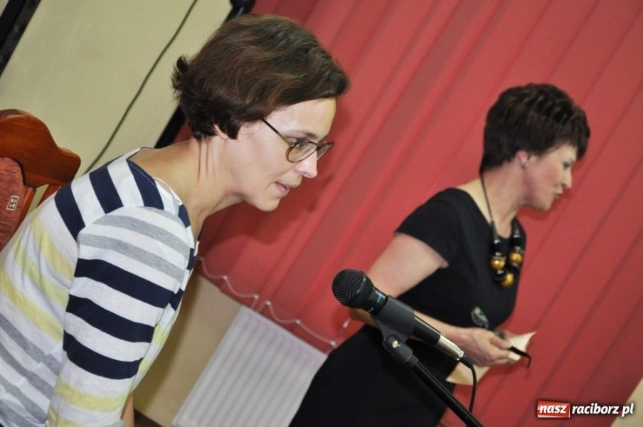 Zdjęcie w galerii na portalu naszraciborz.pl: Z żalem wychodzę z biblioteki... wiadomości z regionu