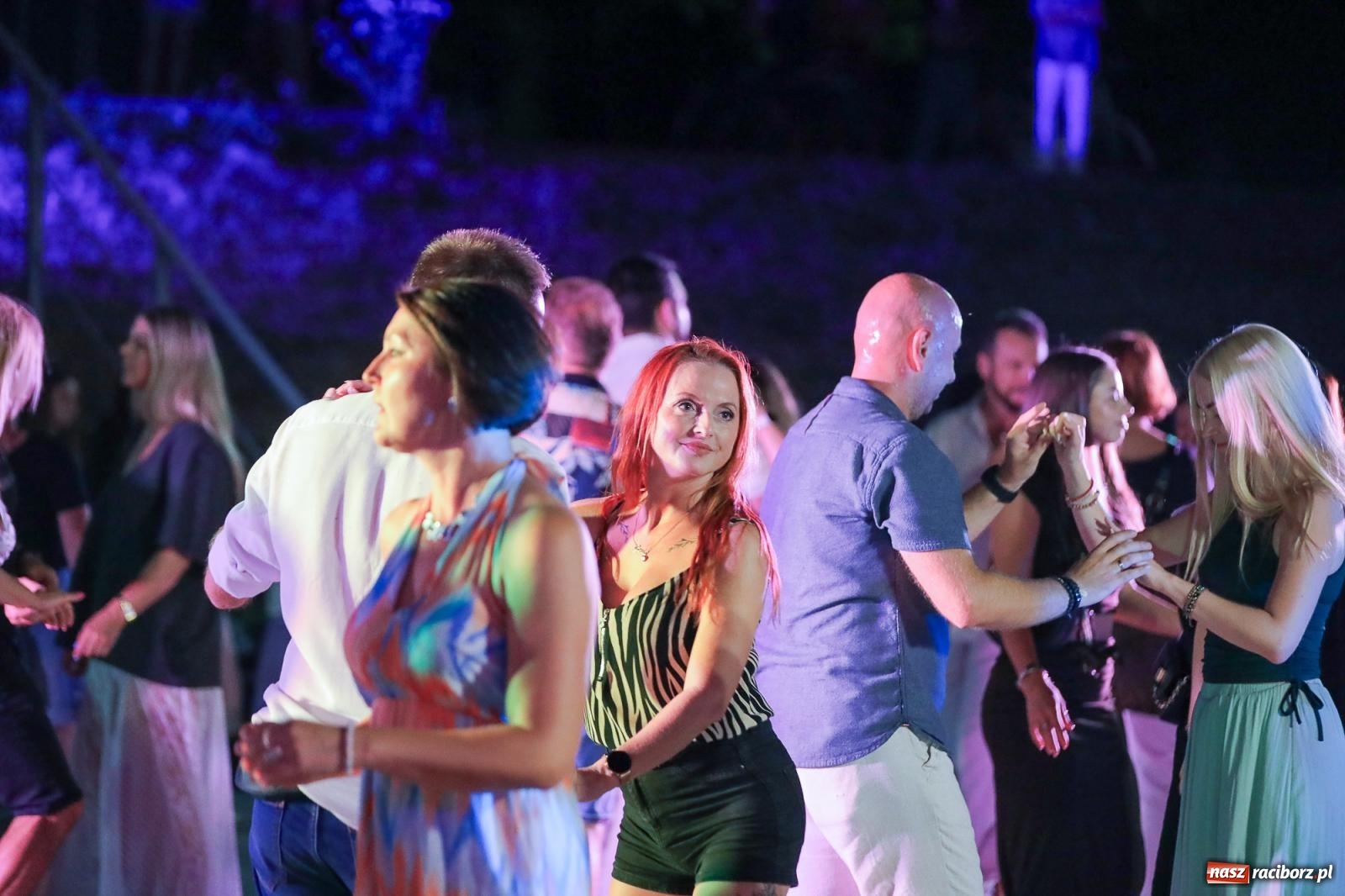 Zdjęcie w galerii na portalu naszraciborz.pl: Potańcówka kubańska na bulwarach przyciągnęła tłumy miłośników latino wiadomości z regionu