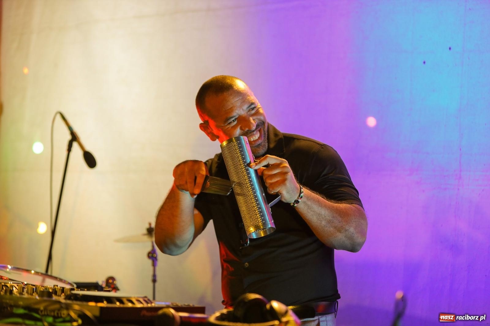 Zdjęcie w galerii na portalu naszraciborz.pl: Potańcówka kubańska na bulwarach przyciągnęła tłumy miłośników latino wiadomości z regionu