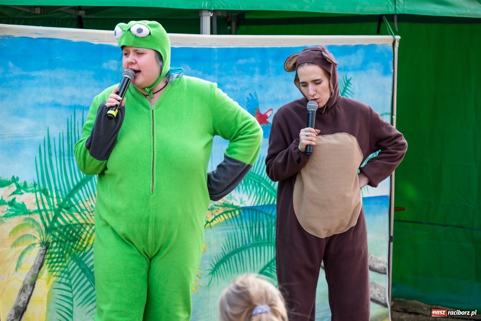 Zdjęcie w galerii na portalu naszraciborz.pl: Wkręceni w klimat. Sąsiedzki piknik ekologiczny w Bojanowie wiadomości z regionu