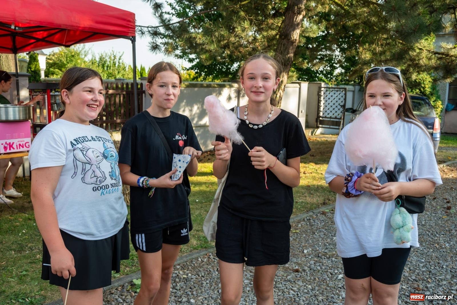 Zdjęcie w galerii na portalu naszraciborz.pl: Wkręceni w klimat. Sąsiedzki piknik ekologiczny w Bojanowie wiadomości z regionu