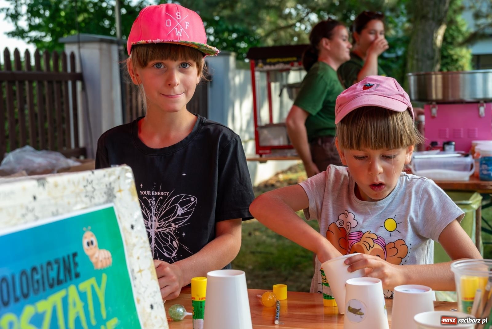 Zdjęcie w galerii na portalu naszraciborz.pl: Wkręceni w klimat. Sąsiedzki piknik ekologiczny w Bojanowie wiadomości z regionu