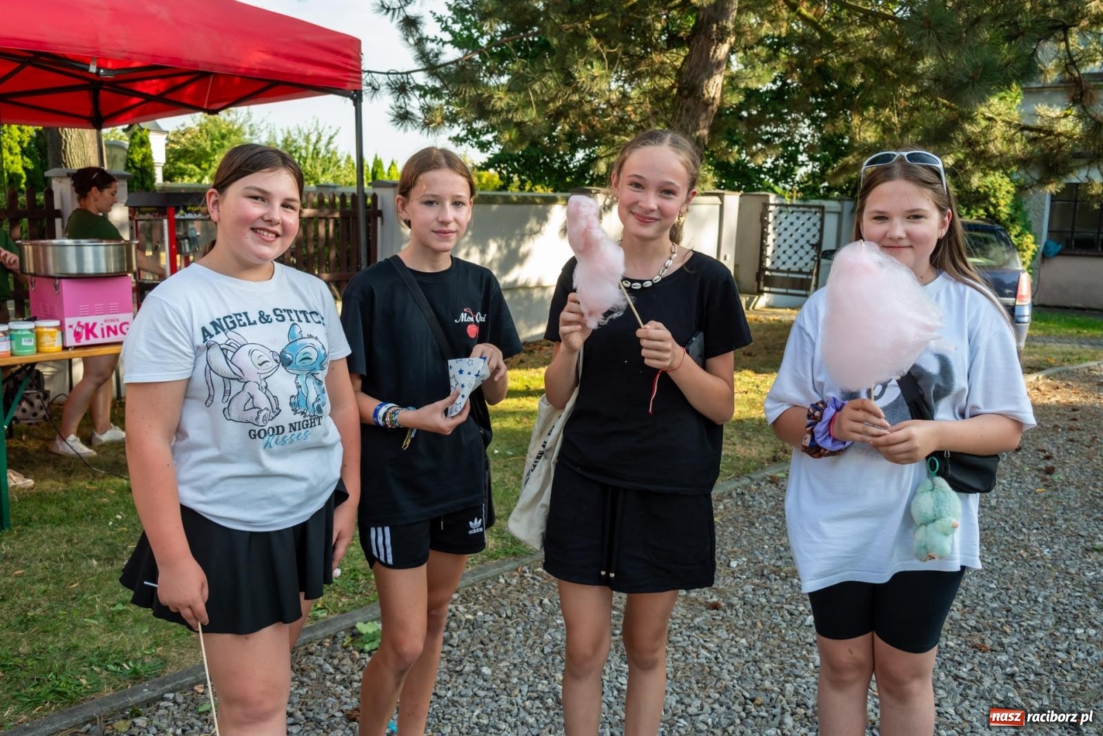 Zdjęcie w galerii na portalu naszraciborz.pl: Wkręceni w klimat. Sąsiedzki piknik ekologiczny w Bojanowie wiadomości z regionu