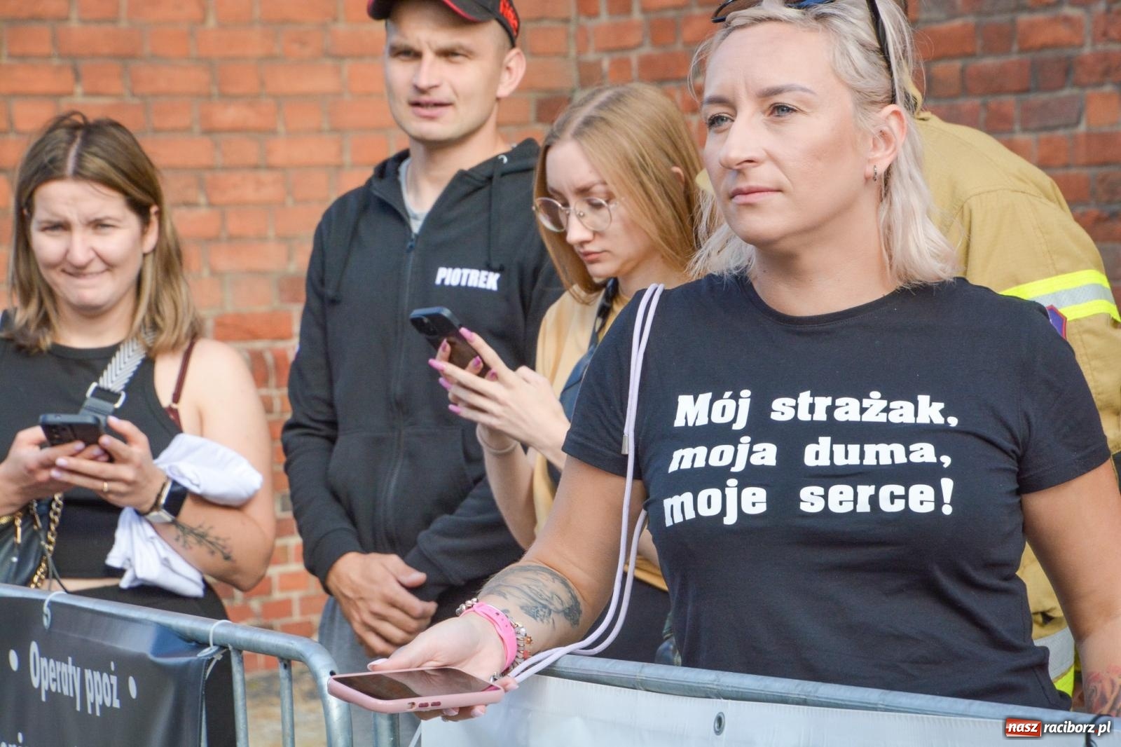 Zdjęcie w galerii na portalu naszraciborz.pl: Najtwardsi strażacy w akcji – siódma edycja Toughest Firefighter Racibórz na Placu Dominikańskim [FOTO i WIDEO] wiadomości z regionu