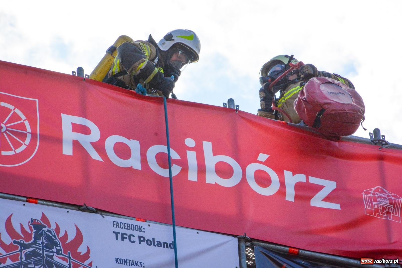 Zdjęcie w galerii na portalu naszraciborz.pl: Najtwardsi strażacy w akcji – siódma edycja Toughest Firefighter Racibórz na Placu Dominikańskim [FOTO i WIDEO] wiadomości z regionu