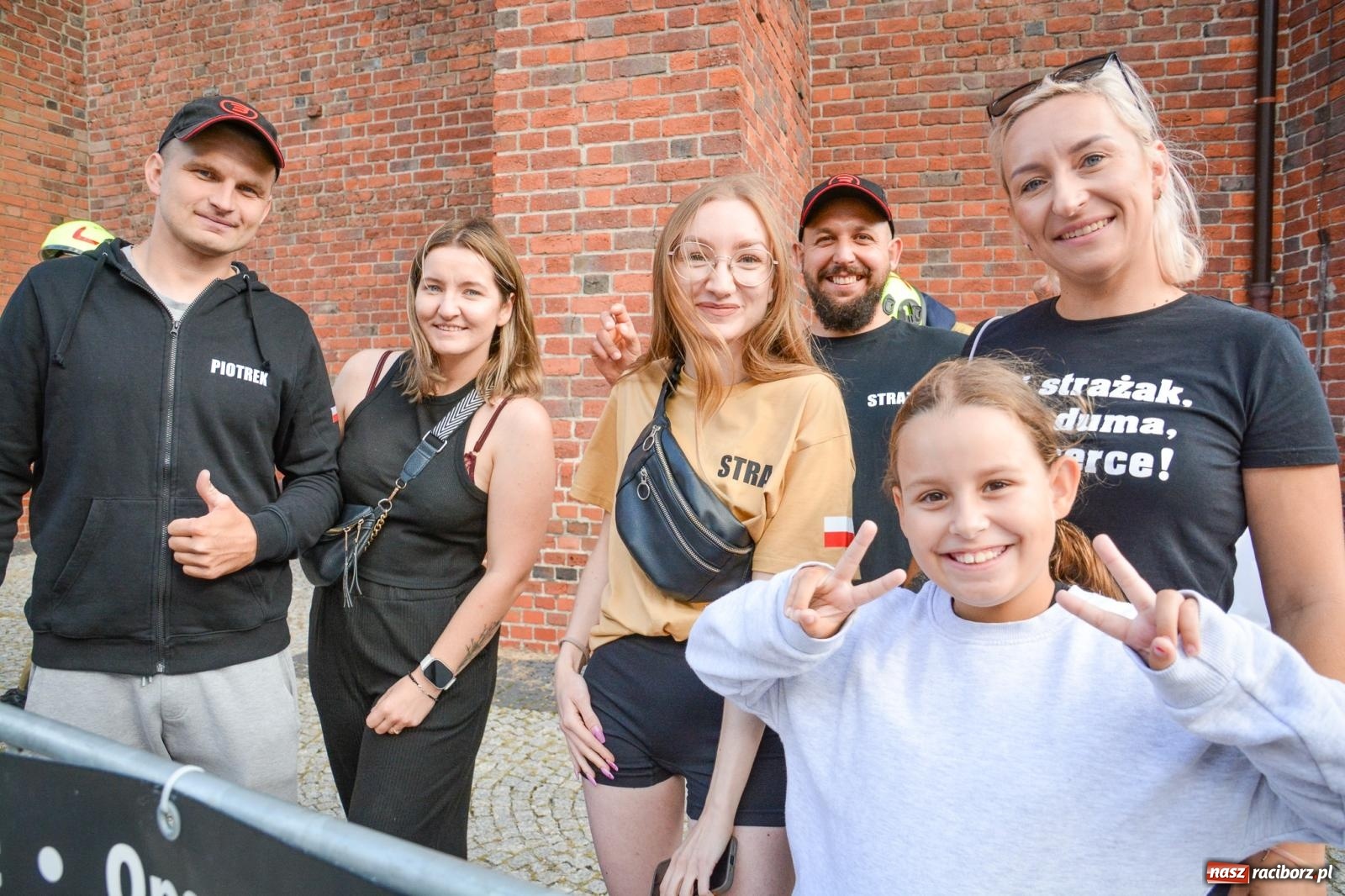 Zdjęcie w galerii na portalu naszraciborz.pl: Najtwardsi strażacy w akcji – siódma edycja Toughest Firefighter Racibórz na Placu Dominikańskim [FOTO i WIDEO] wiadomości z regionu