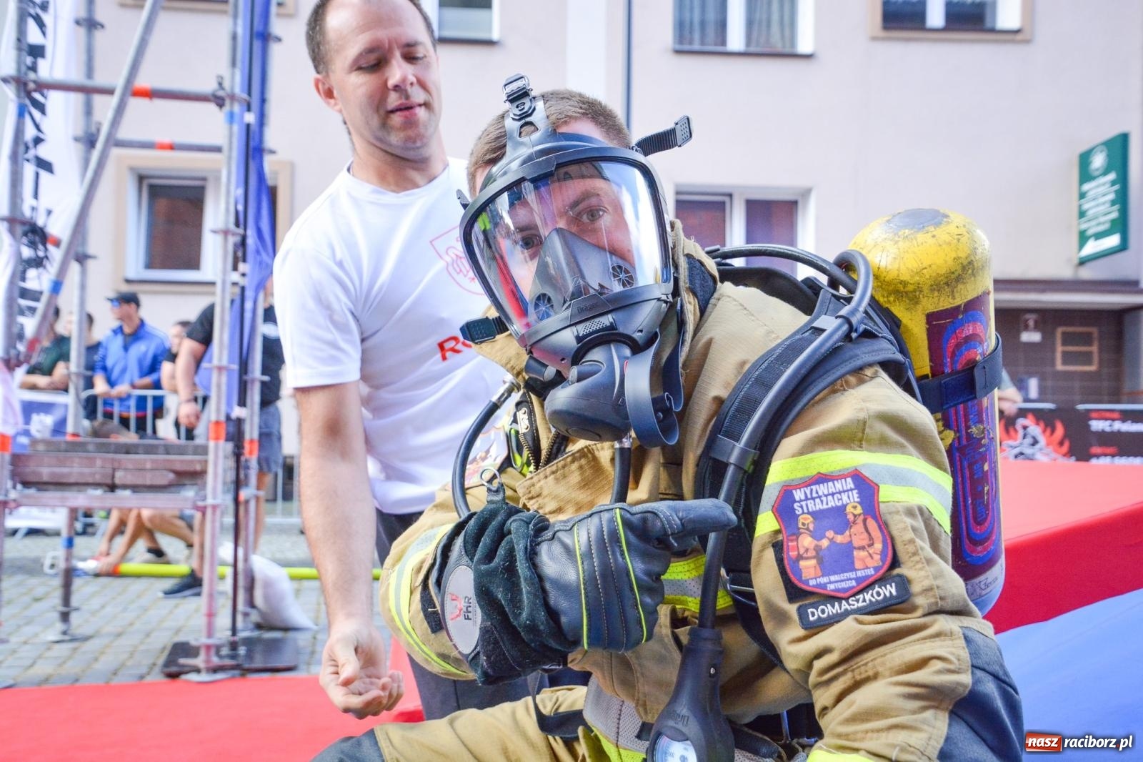 Zdjęcie w galerii na portalu naszraciborz.pl: Najtwardsi strażacy w akcji – siódma edycja Toughest Firefighter Racibórz na Placu Dominikańskim [FOTO i WIDEO] wiadomości z regionu