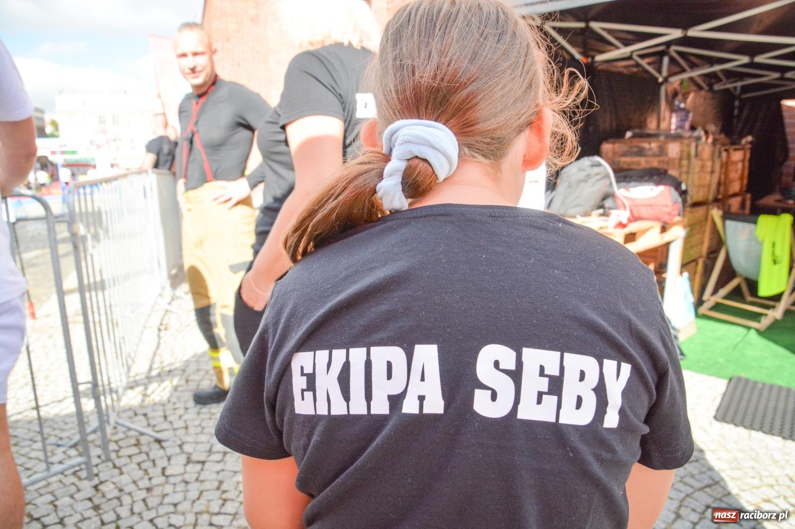 Zdjęcie w galerii na portalu naszraciborz.pl: Najtwardsi strażacy w akcji – siódma edycja Toughest Firefighter Racibórz na Placu Dominikańskim [FOTO i WIDEO] wiadomości z regionu