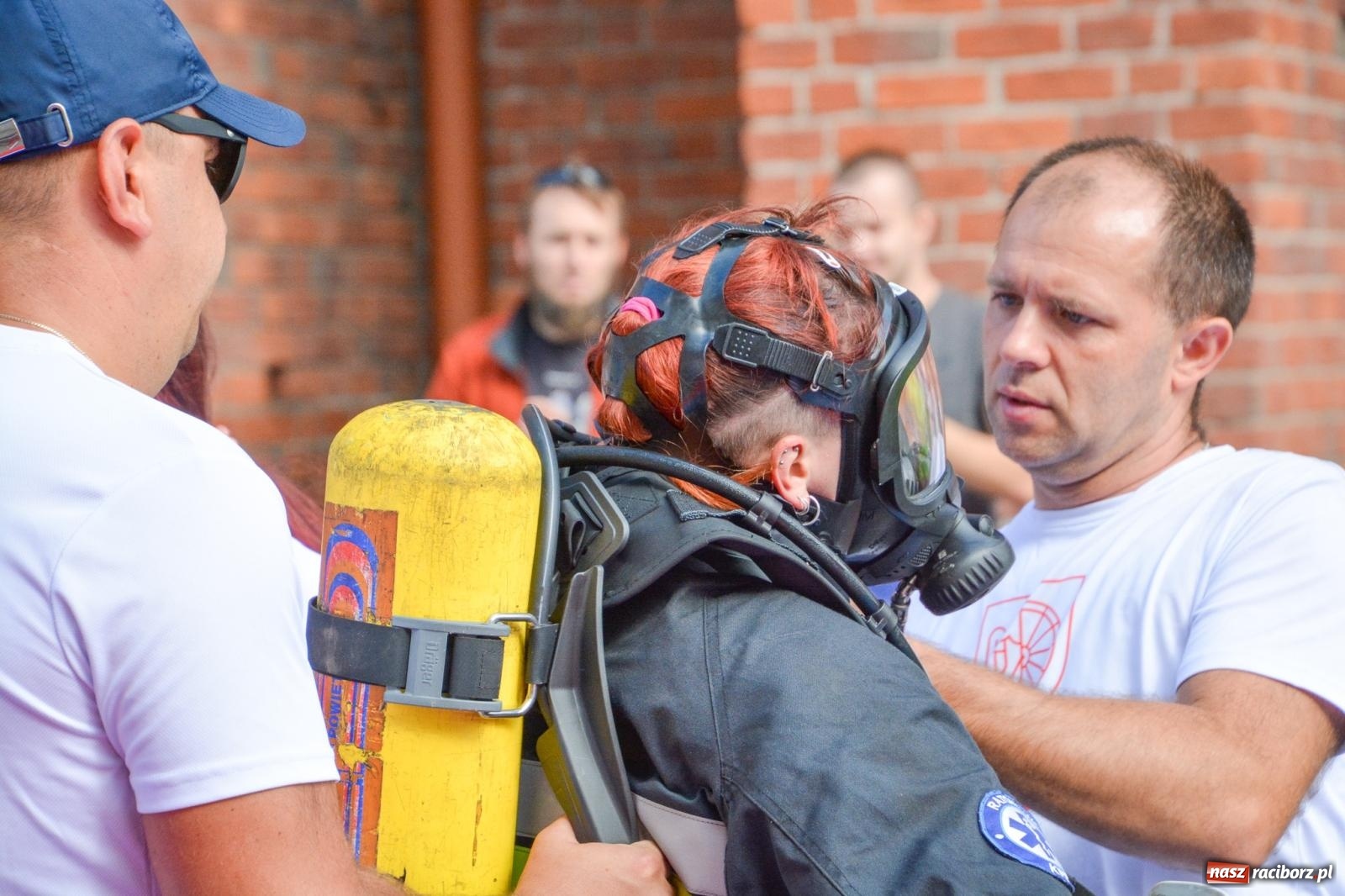 Zdjęcie w galerii na portalu naszraciborz.pl: Najtwardsi strażacy w akcji – siódma edycja Toughest Firefighter Racibórz na Placu Dominikańskim [FOTO i WIDEO] wiadomości z regionu