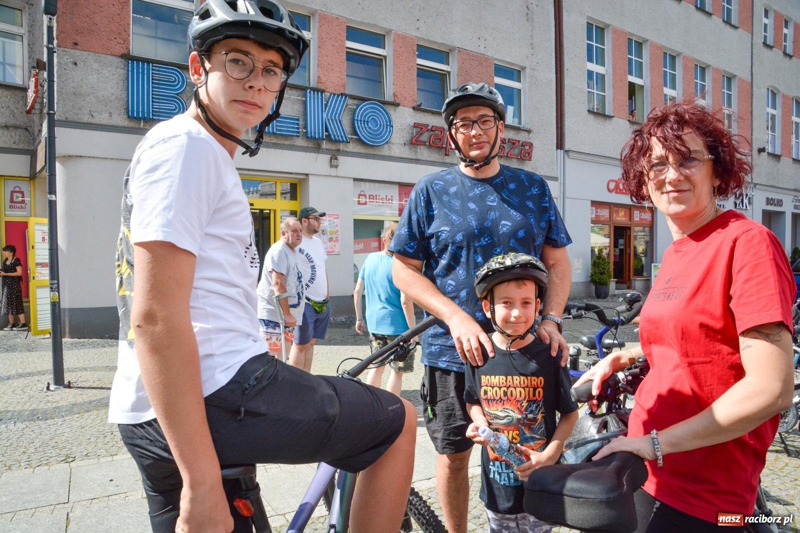 Zdjęcie w galerii na portalu naszraciborz.pl: Rodzinny rajd rowerowy w Raciborzu w hołdzie poległym strażakom [FOTO i WIDEO] wiadomości z regionu