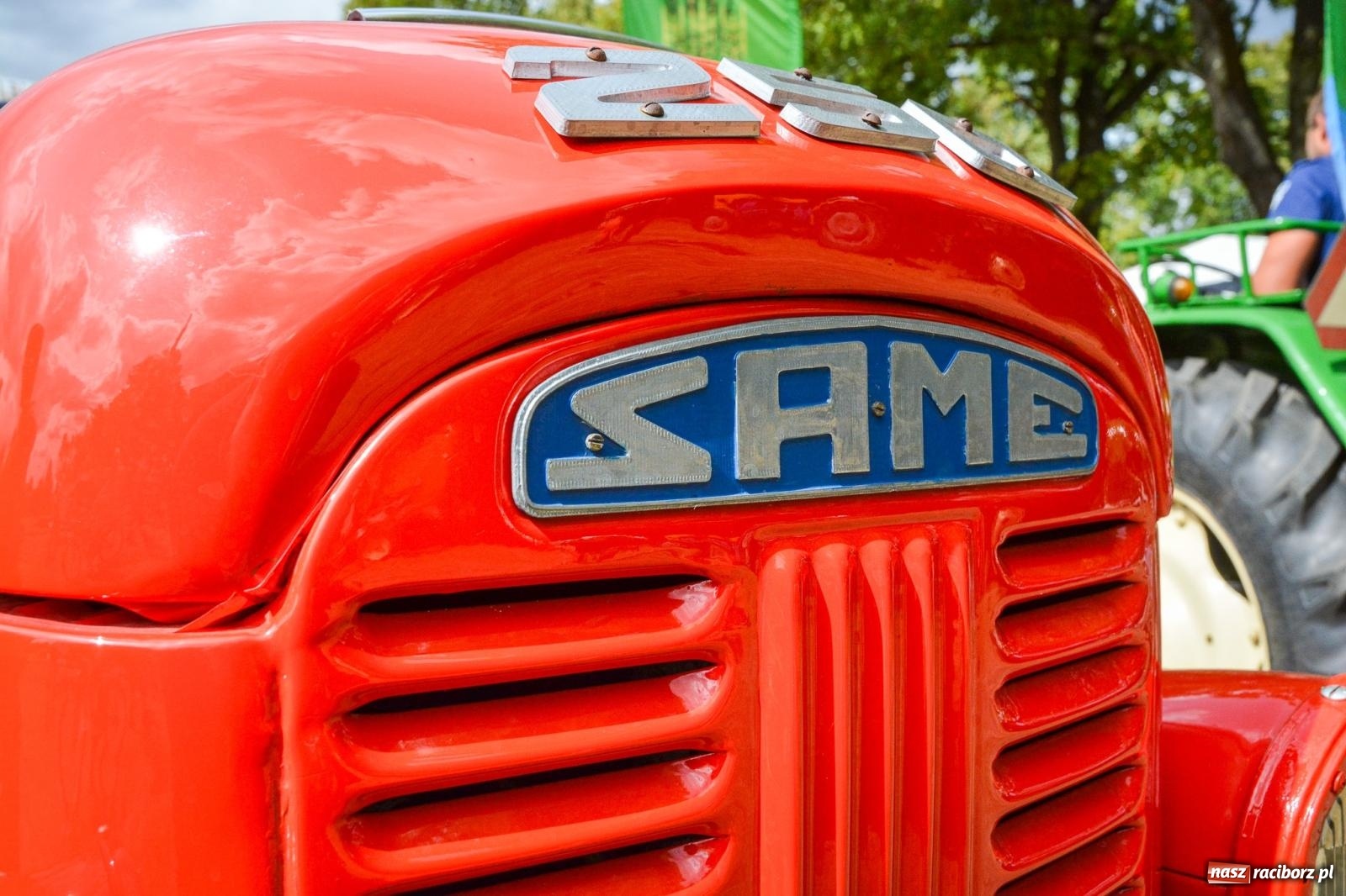 Zdjęcie w galerii na portalu naszraciborz.pl: Gra o plon, czyli parada maszyn rolniczych w Krowiarkach [FOTO i WIDEO] wiadomości z regionu