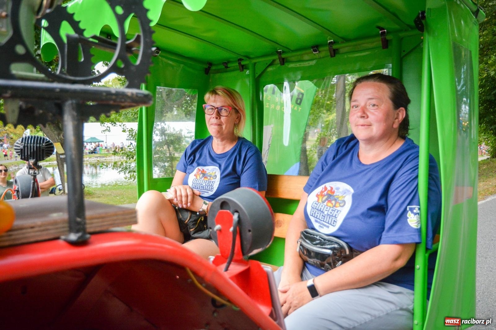 Zdjęcie w galerii na portalu naszraciborz.pl: Gra o plon, czyli parada maszyn rolniczych w Krowiarkach [FOTO i WIDEO] wiadomości z regionu